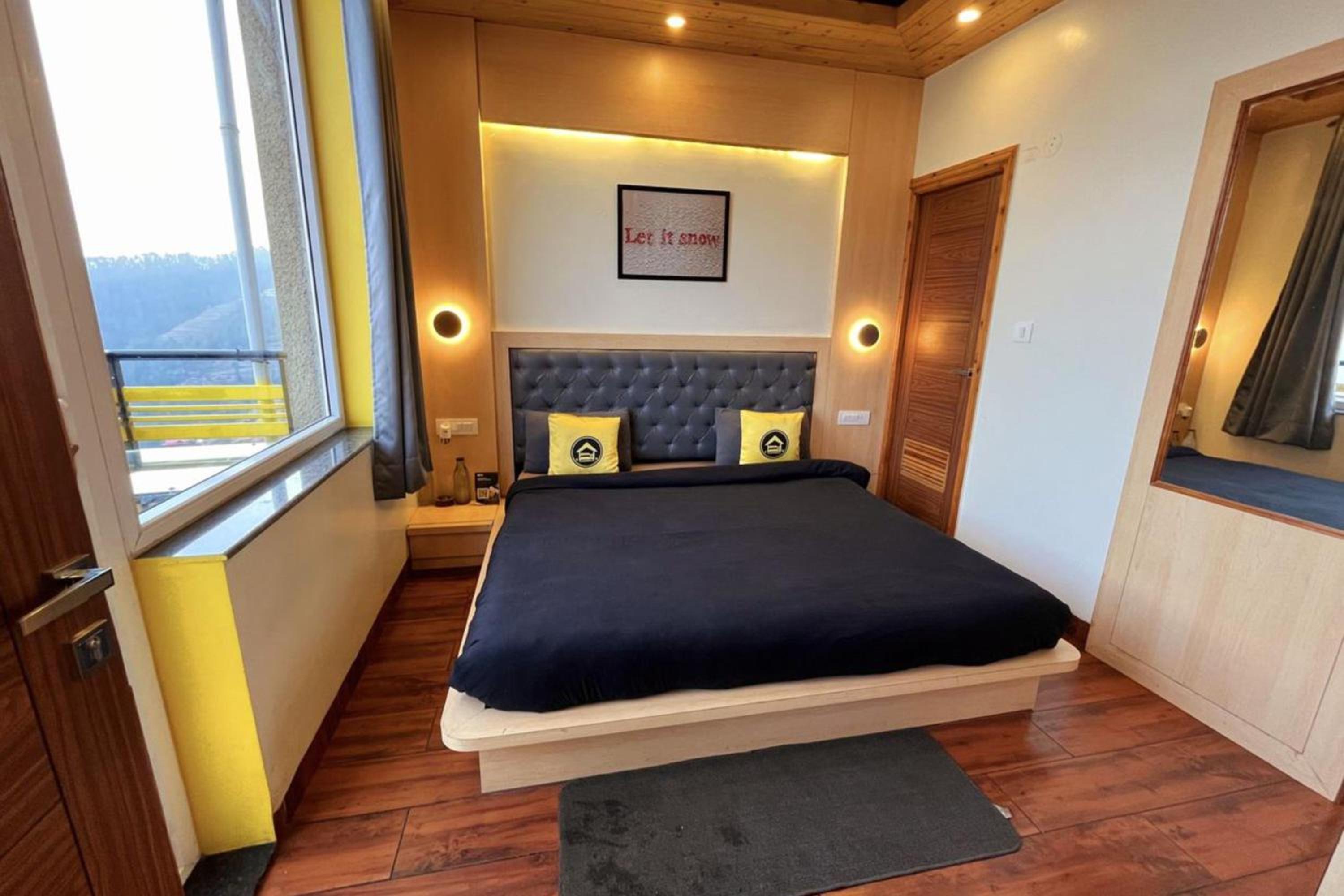 Standard Double Room with Balcony and Valley View - Photo 1