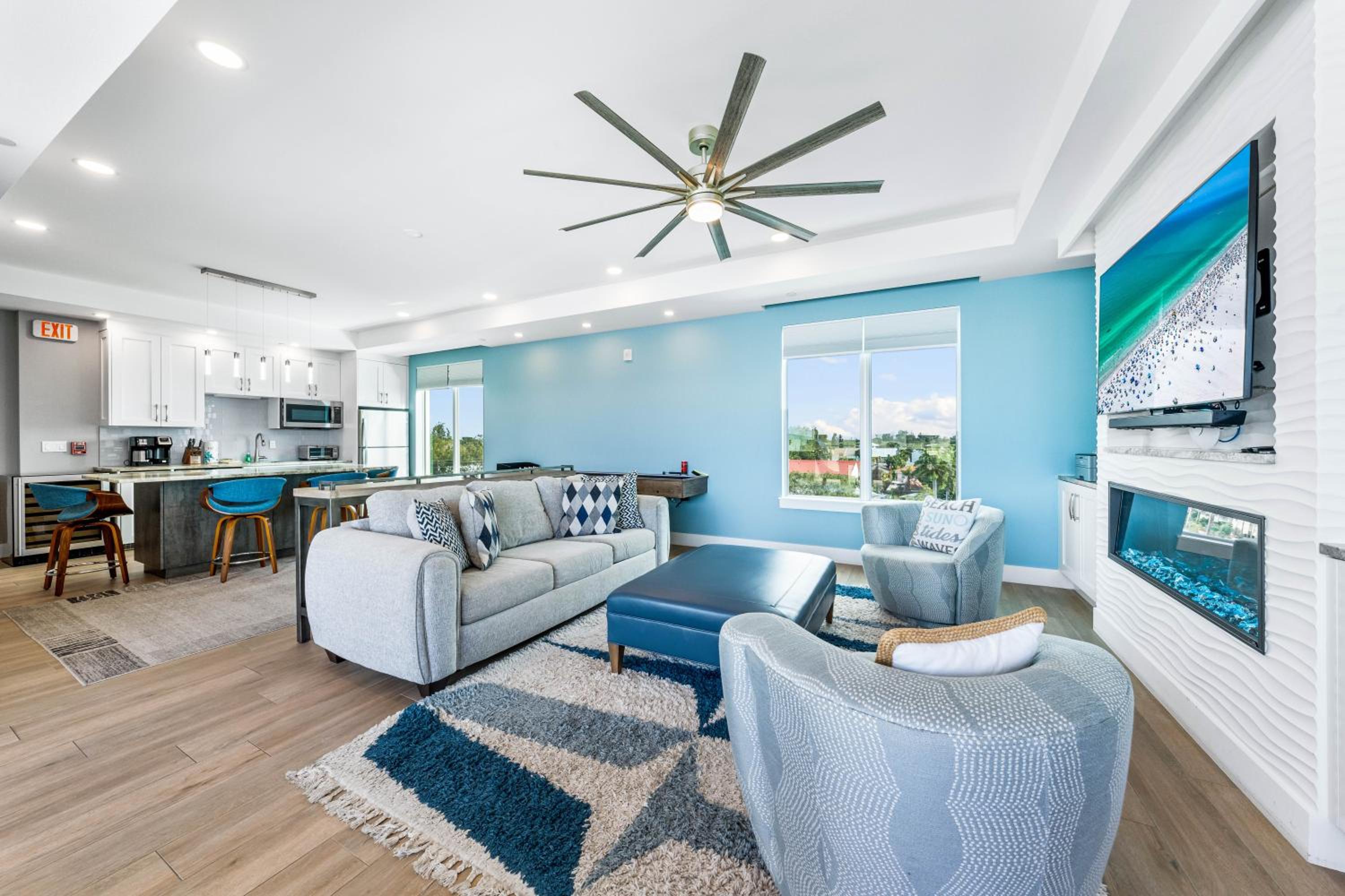 Penthouse Apartment photo 1