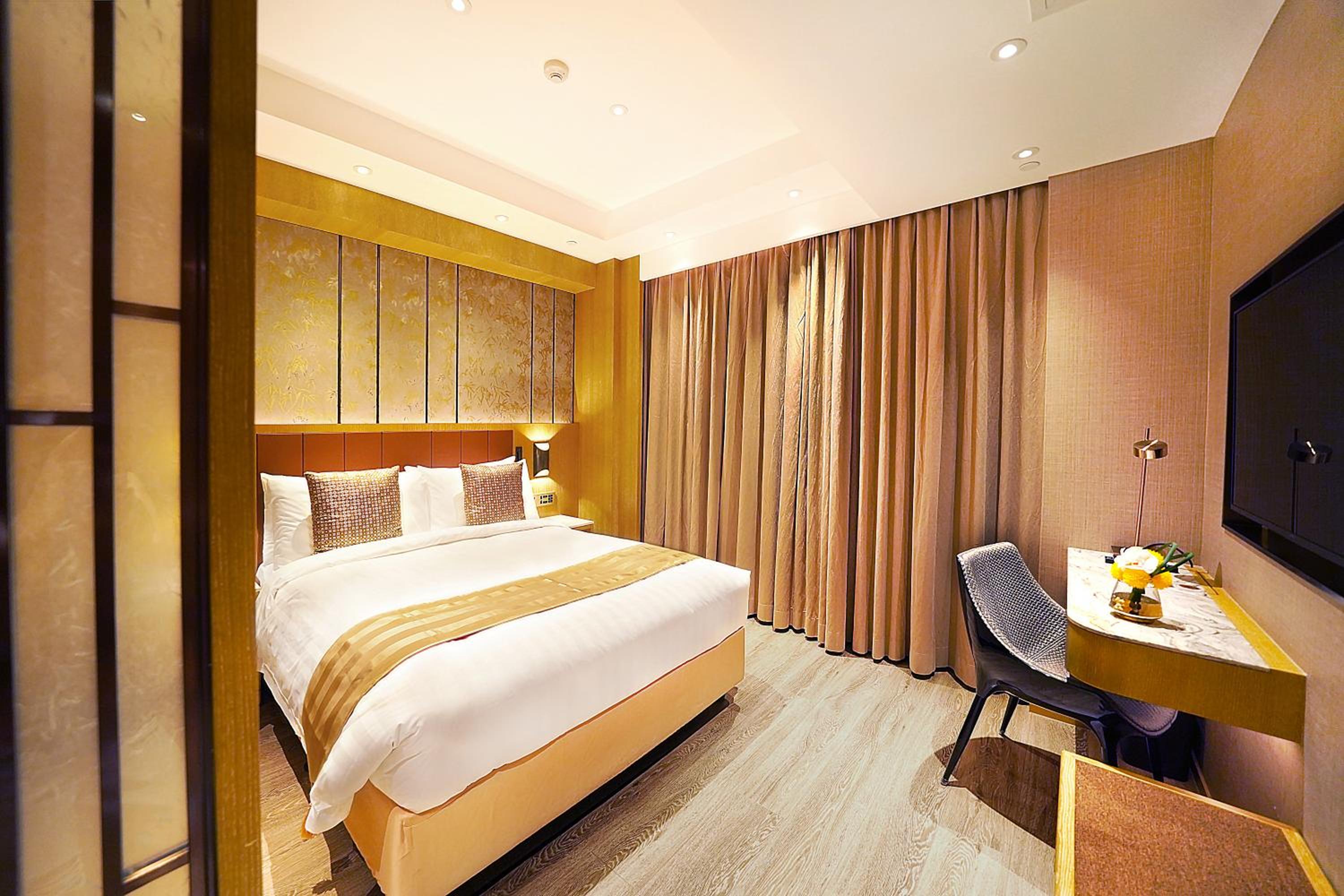 Standard Double Room - Photo 4