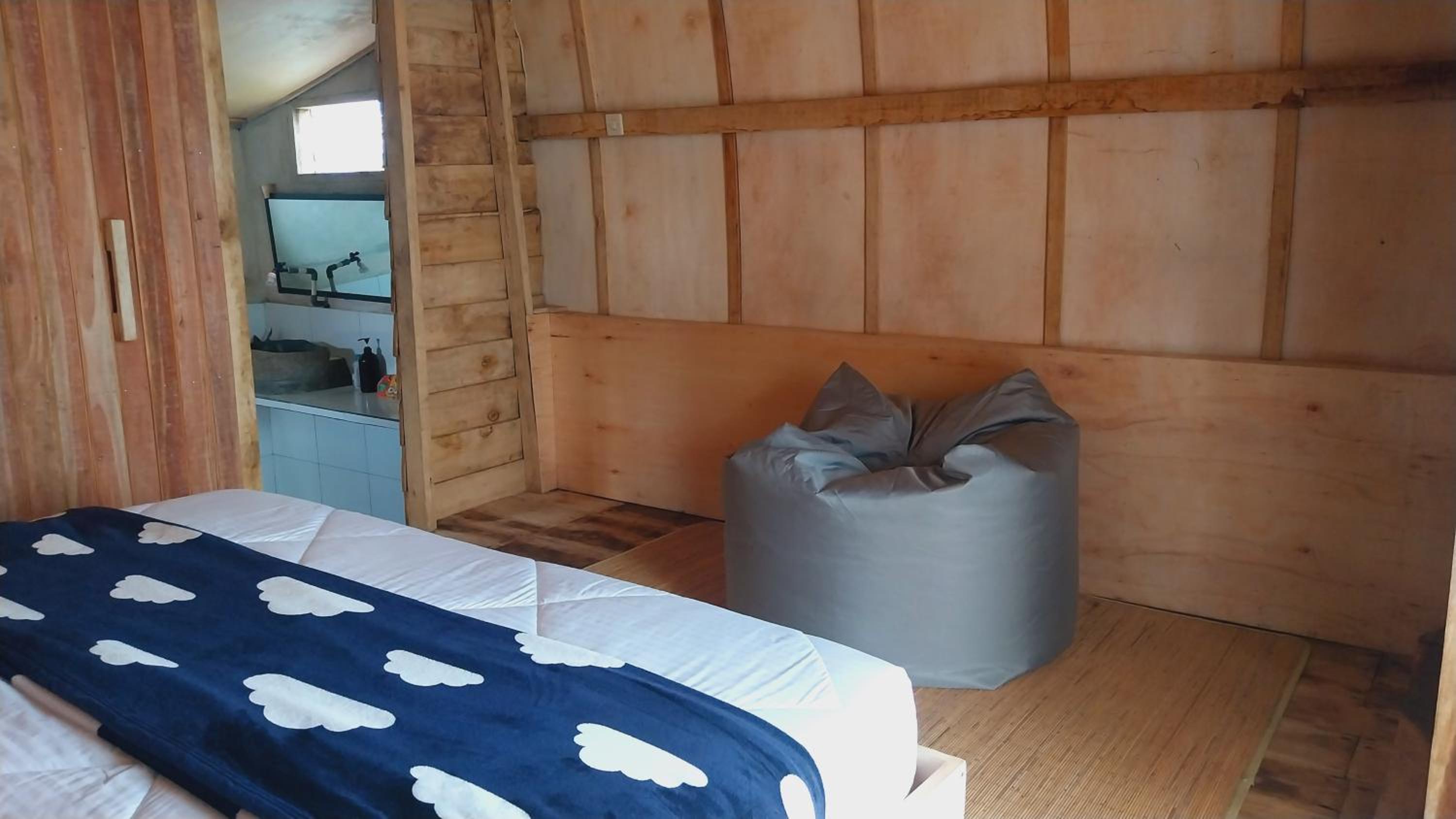 Budget Double Room photo 1