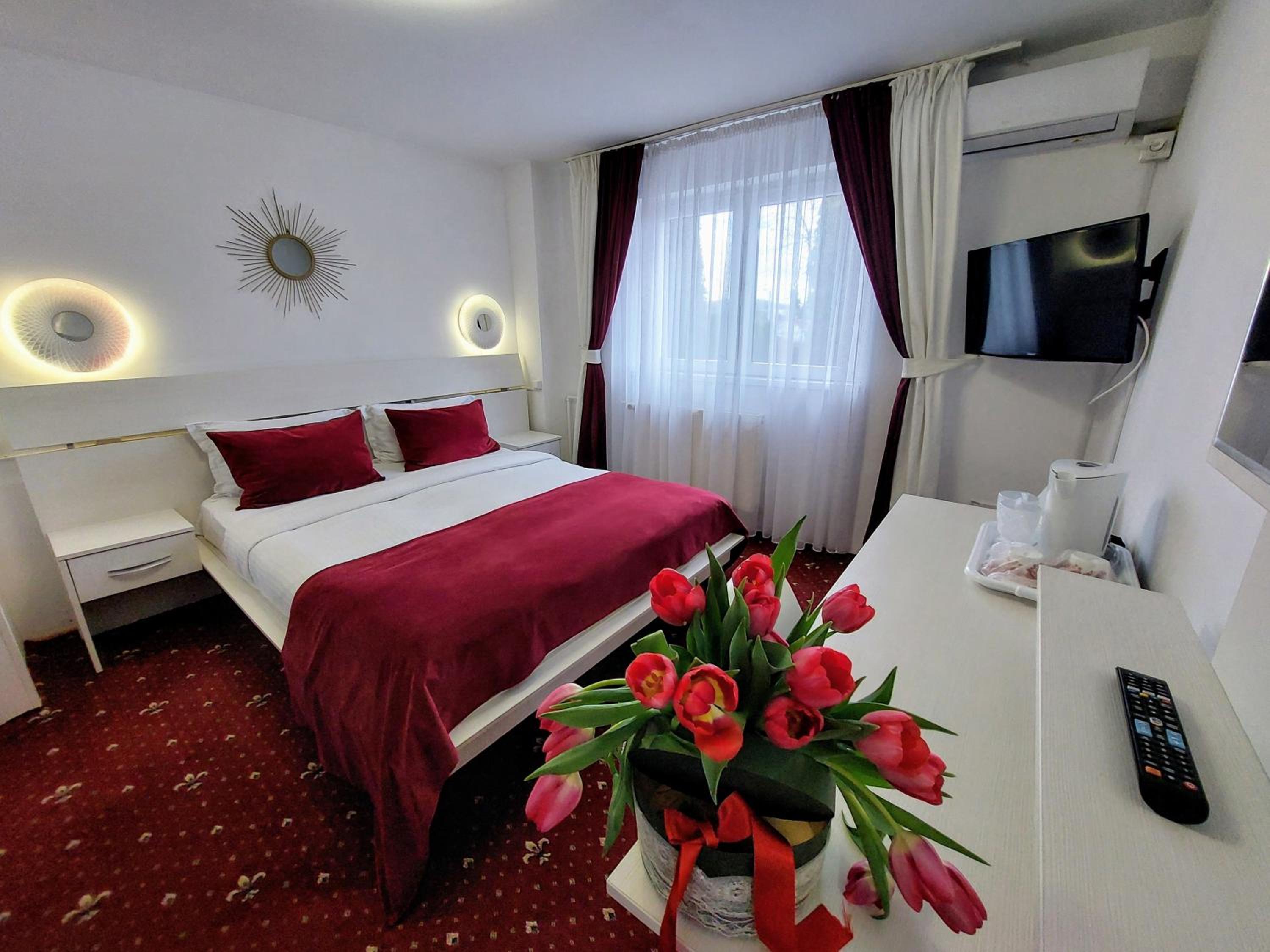 Double Room with Garden View - Photo 4