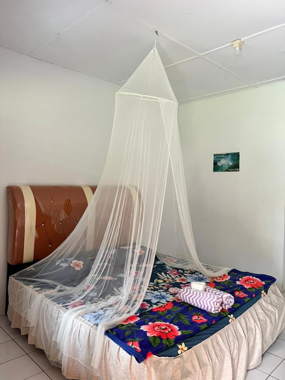 Budget Double Room - Photo 7