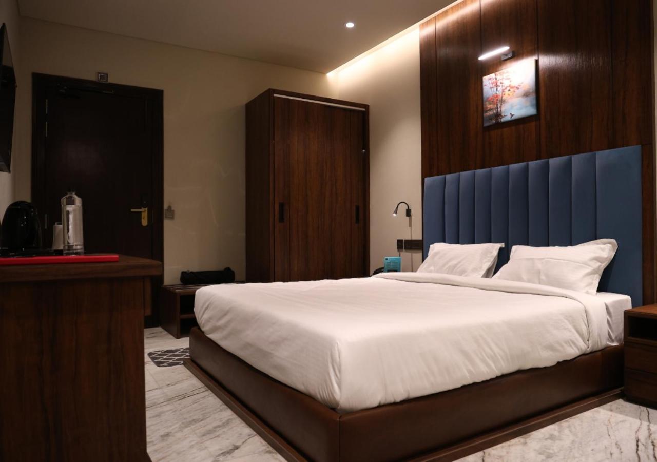 Deluxe Room - Photo 4