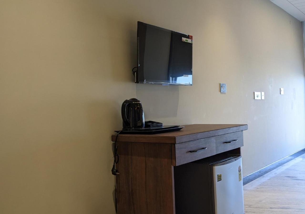 Deluxe Room - Photo 7