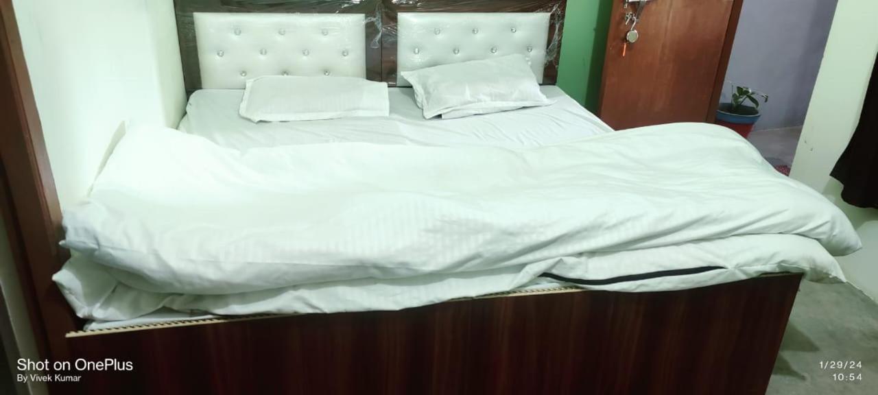 Double Room With Private Bathroom photo 2