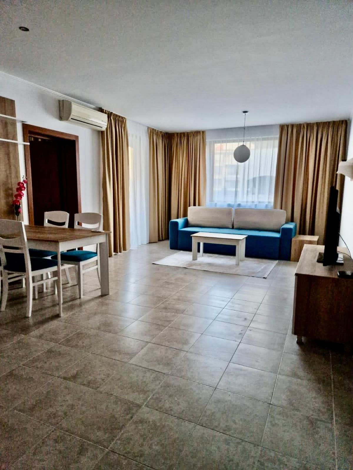 One-Bedroom Suite photo 1