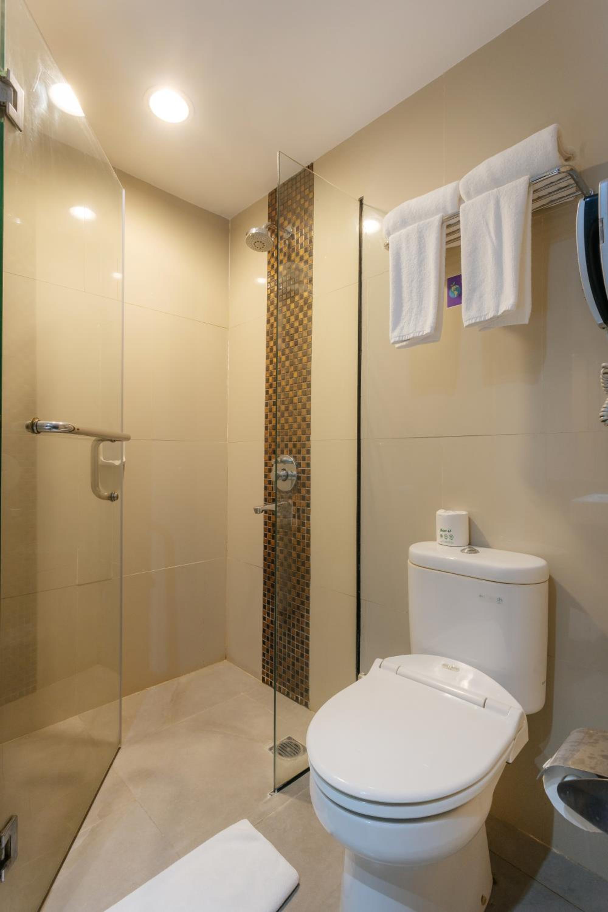 Deluxe Twin Room - Photo 3