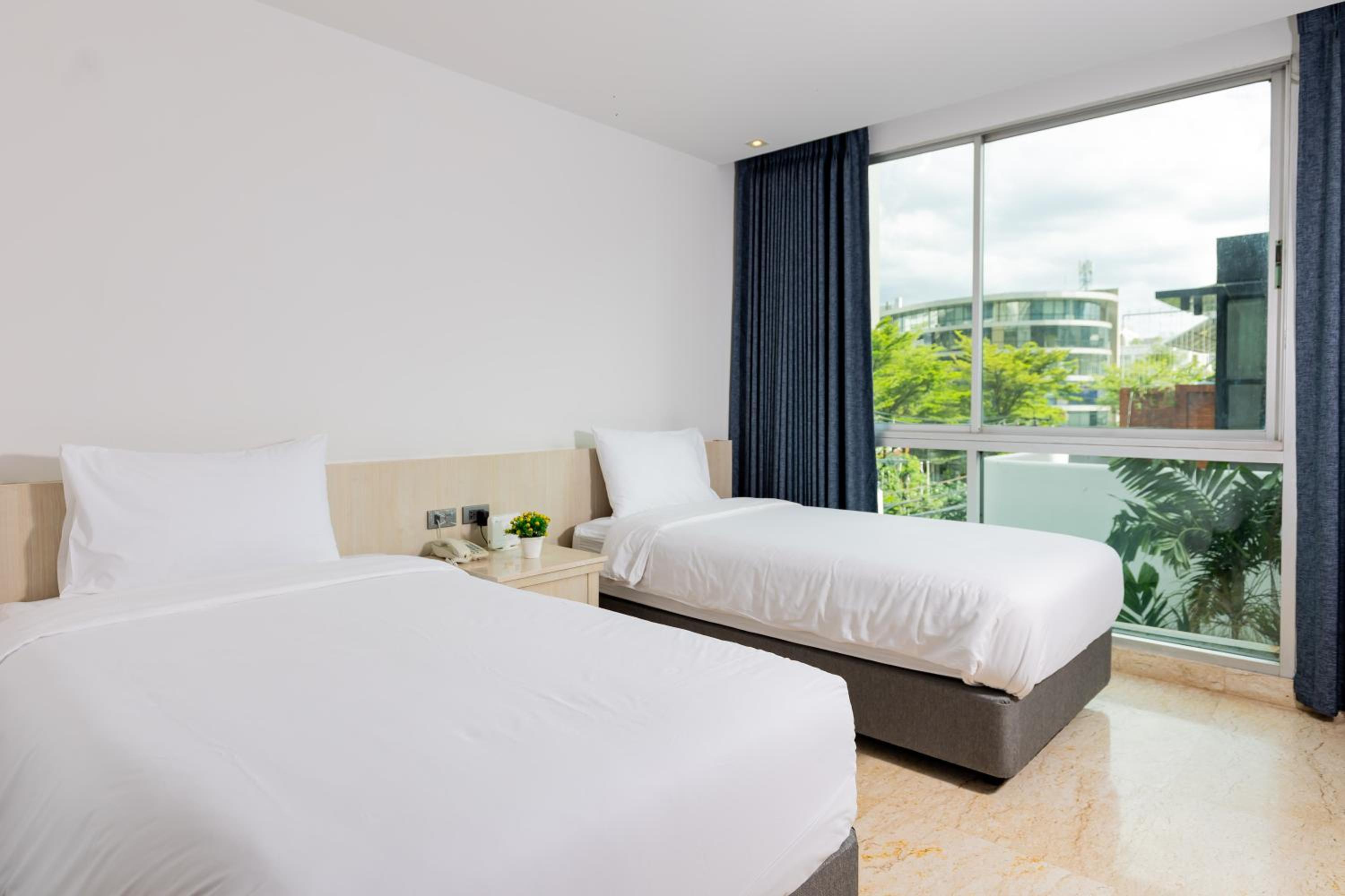 Superior Twin Room - Non-Smoking photo 2