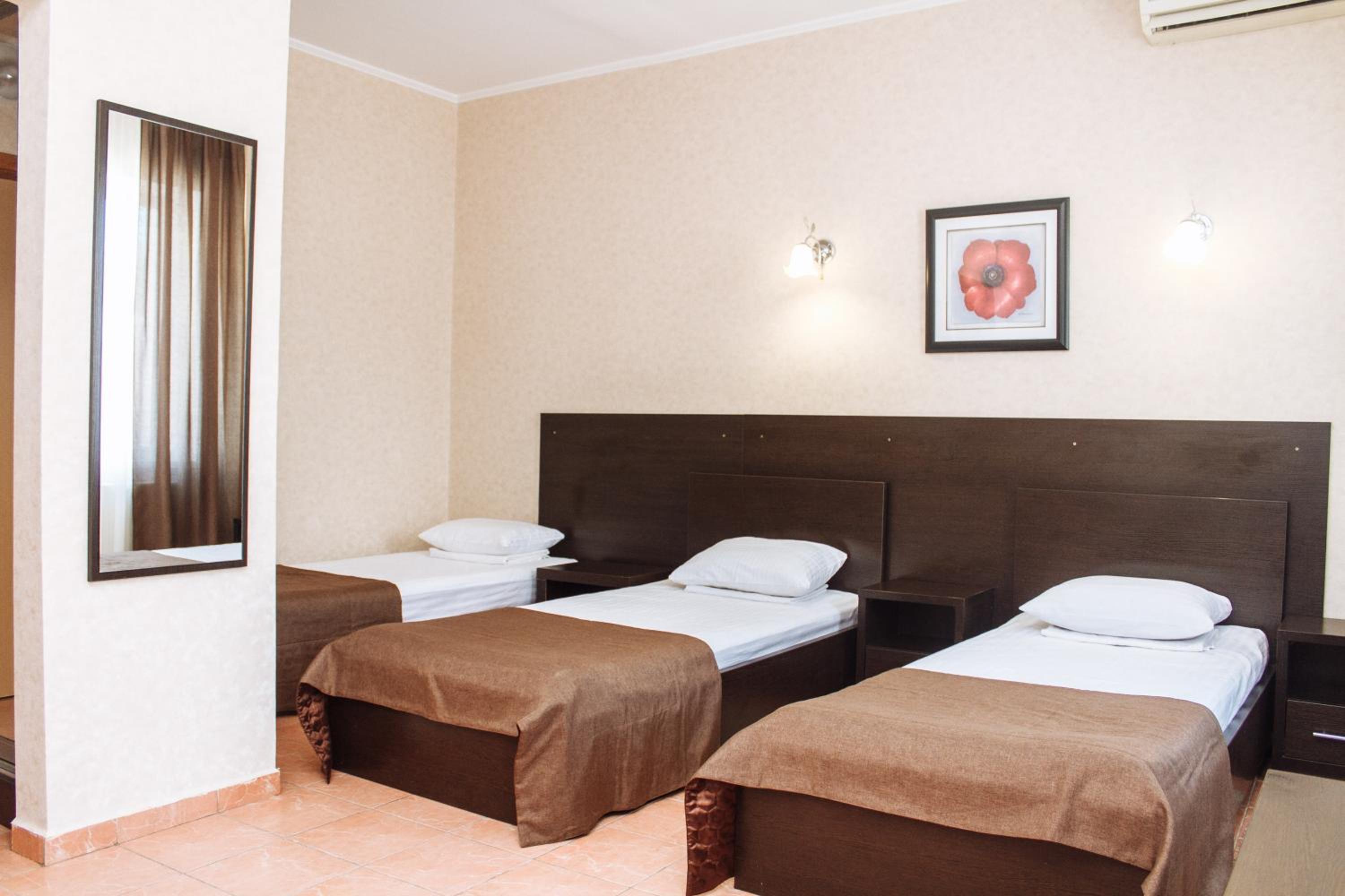 Standard Triple Room photo 1
