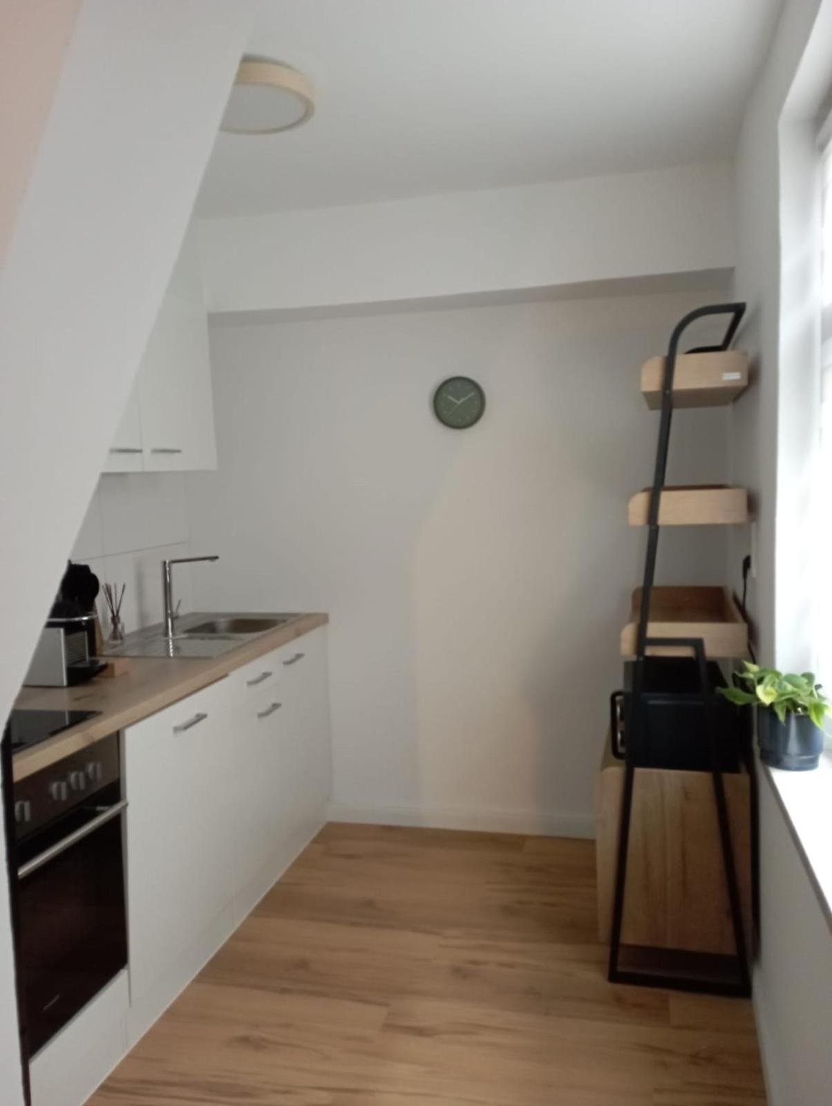 Studio Apartment photo 2