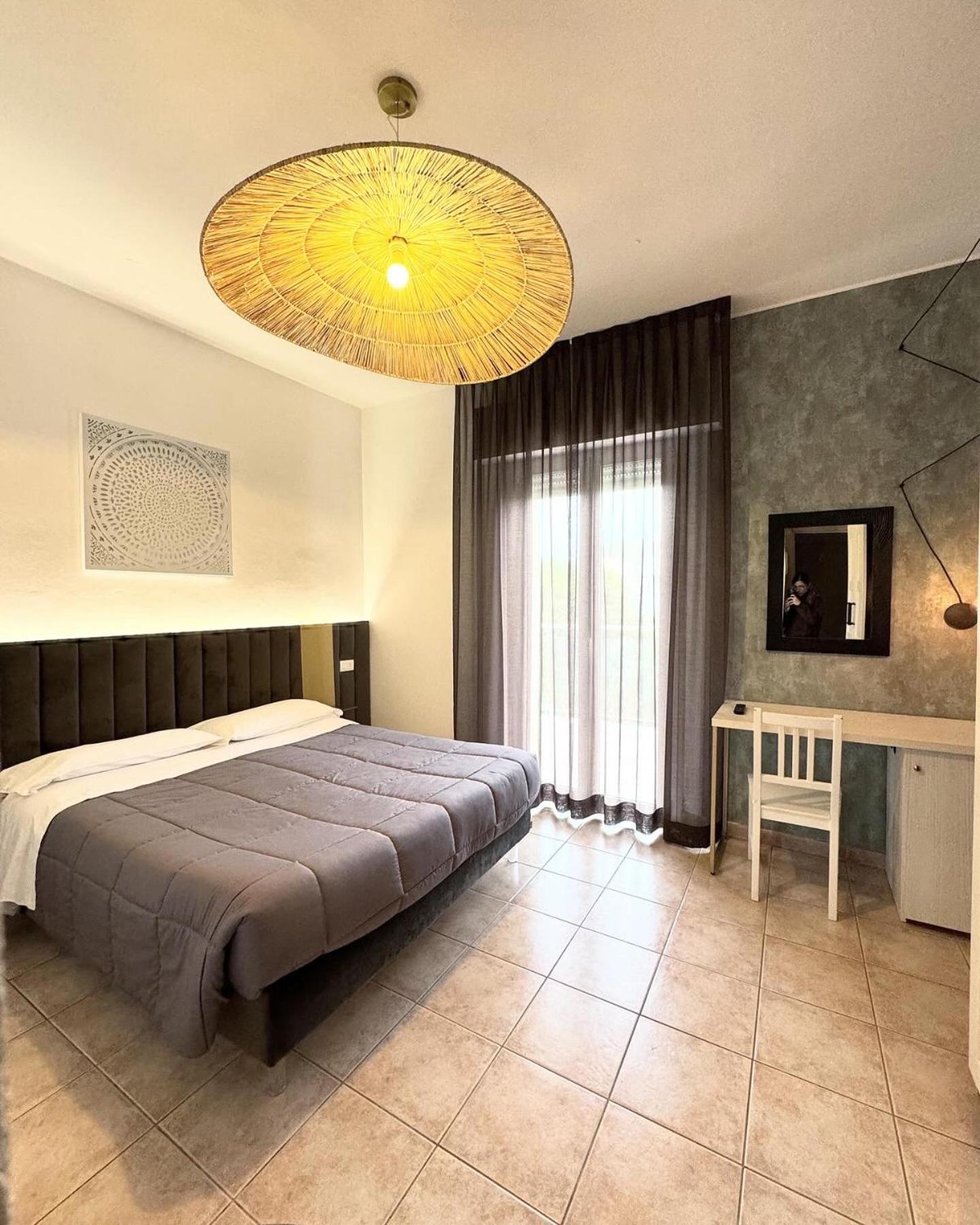 Double Room - Photo 17
