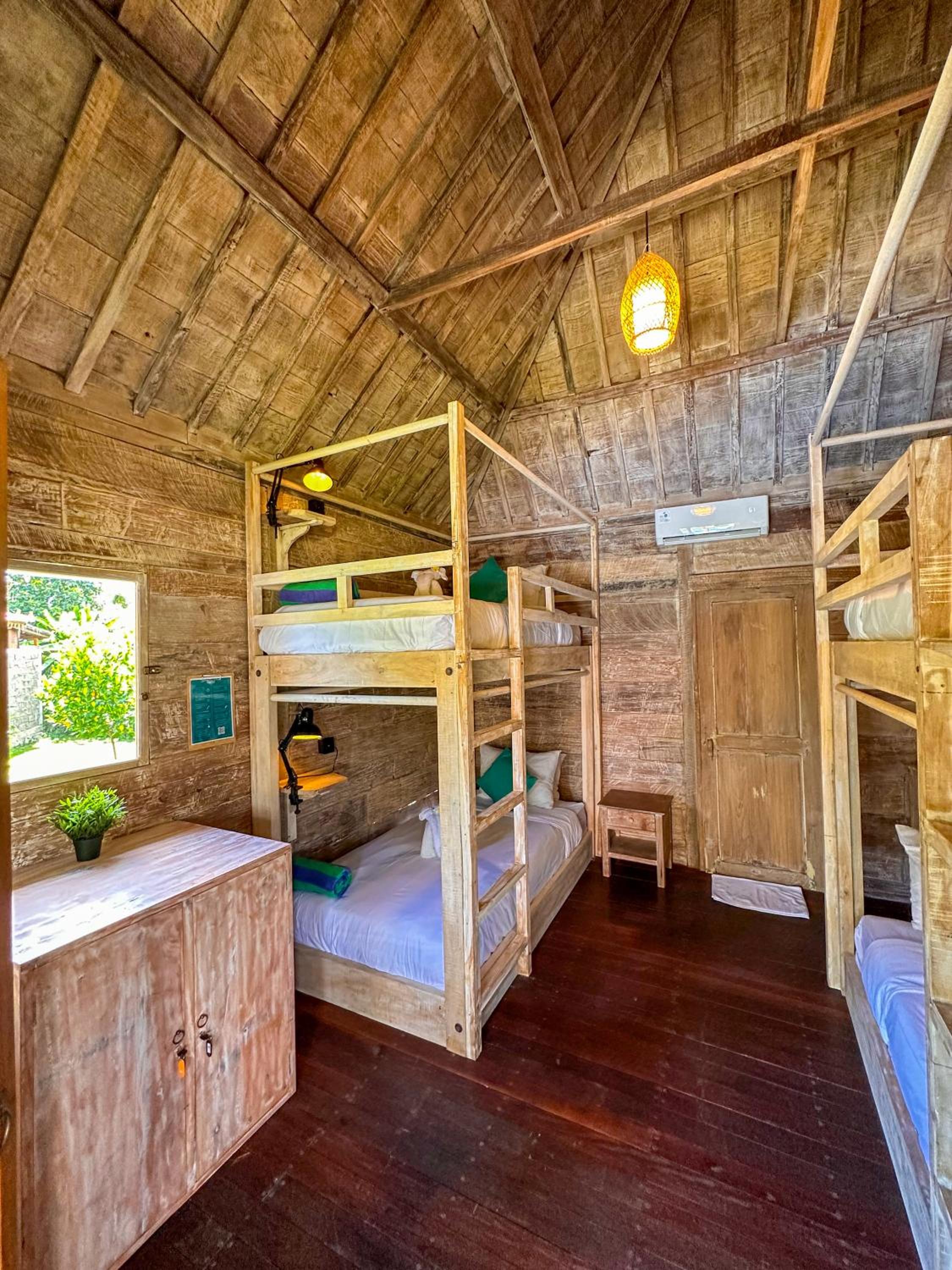 Bed in 4-Bed Female Dormitory Room photo 1