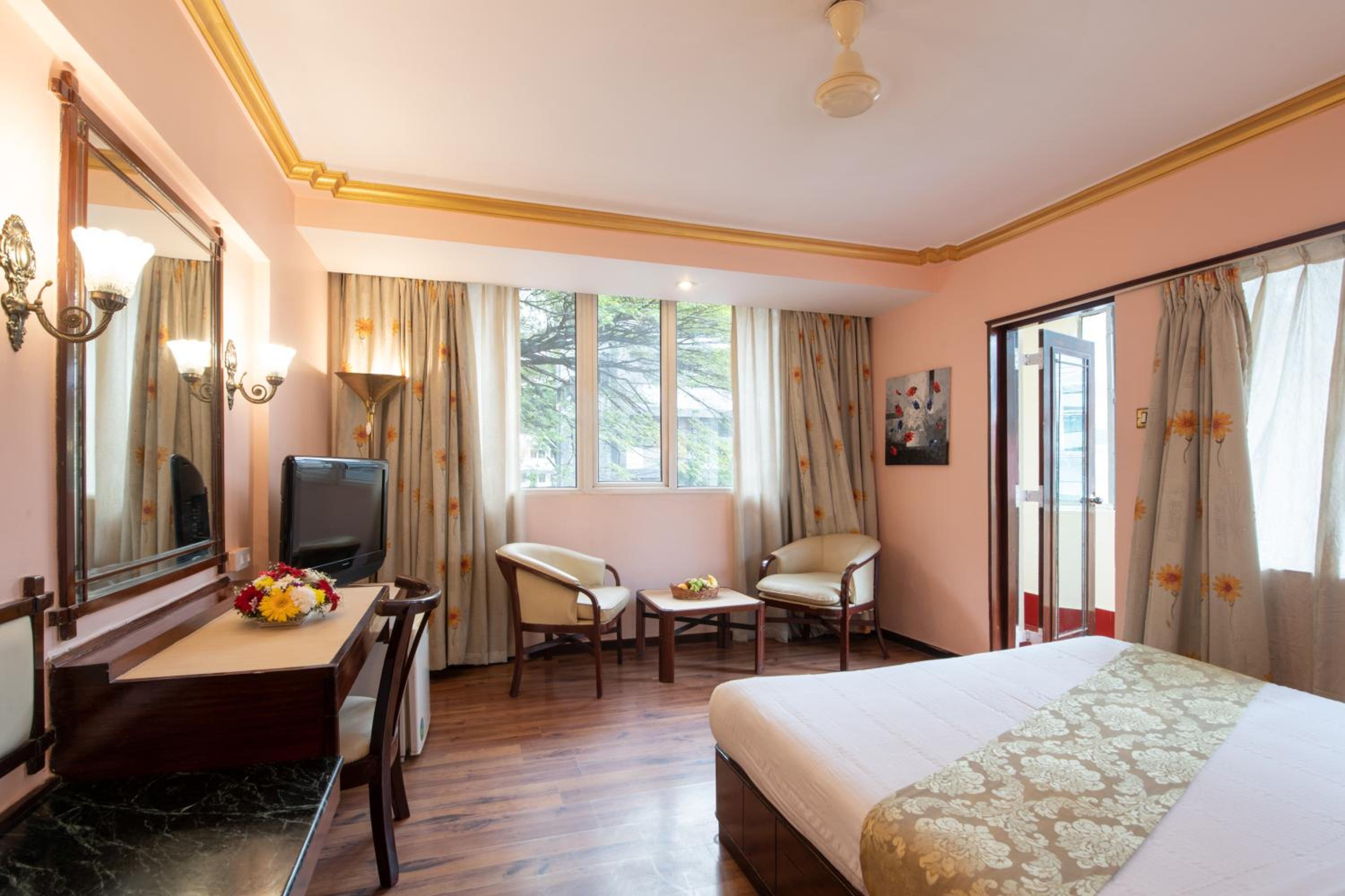 Deluxe Double Room with Balcony