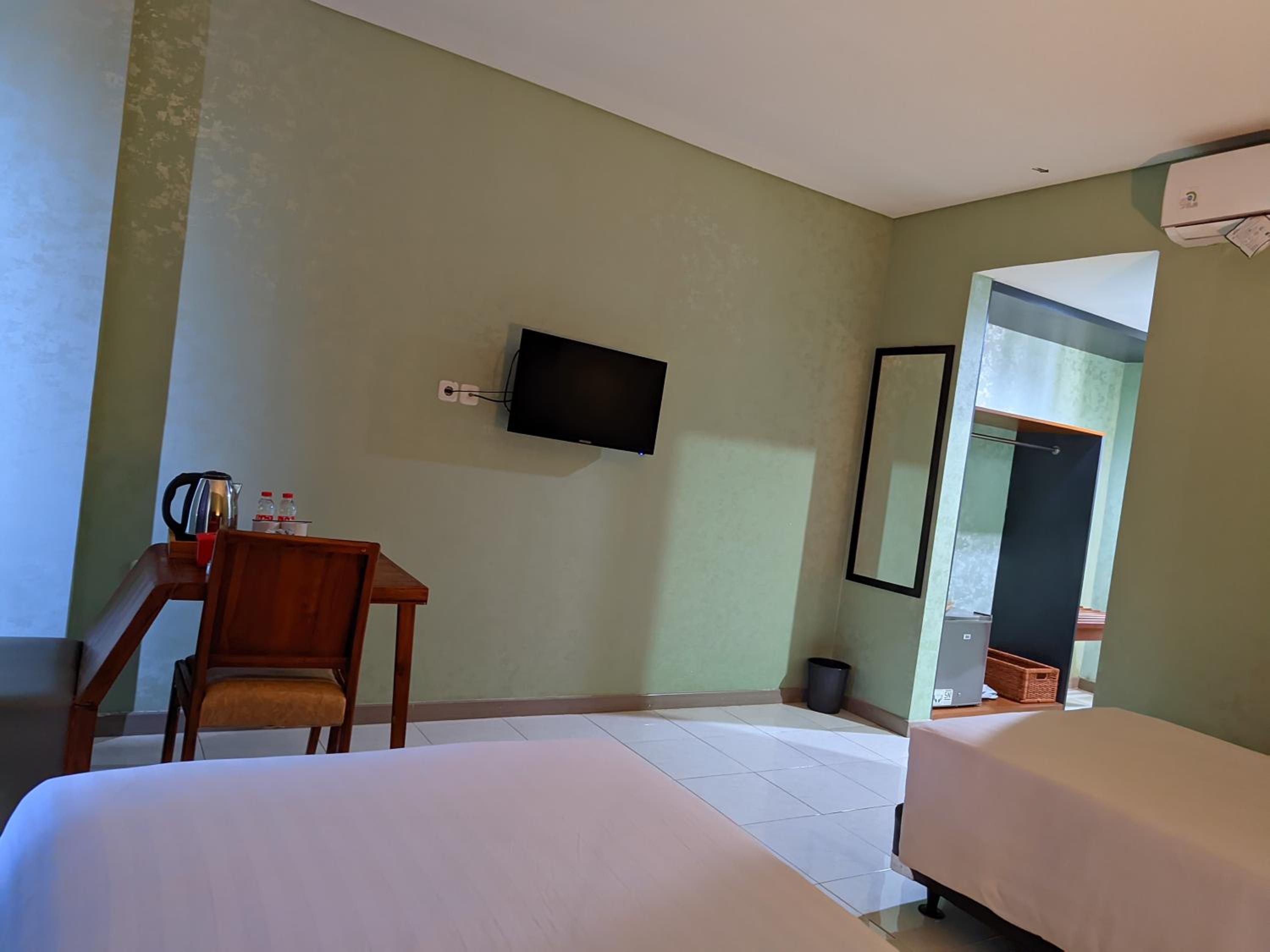 Superior Twin Room - Photo 3