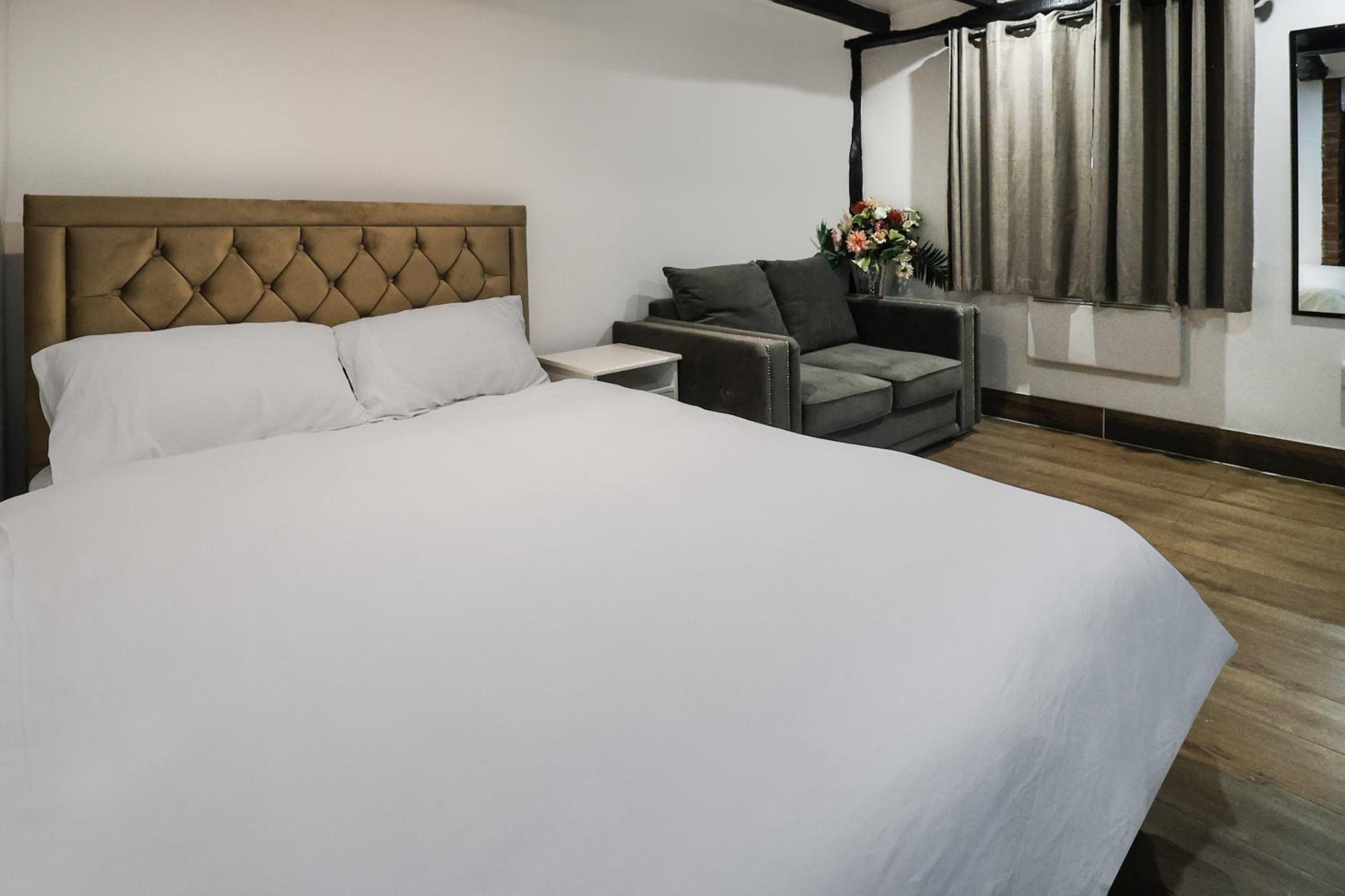 Deluxe Double Room photo 2