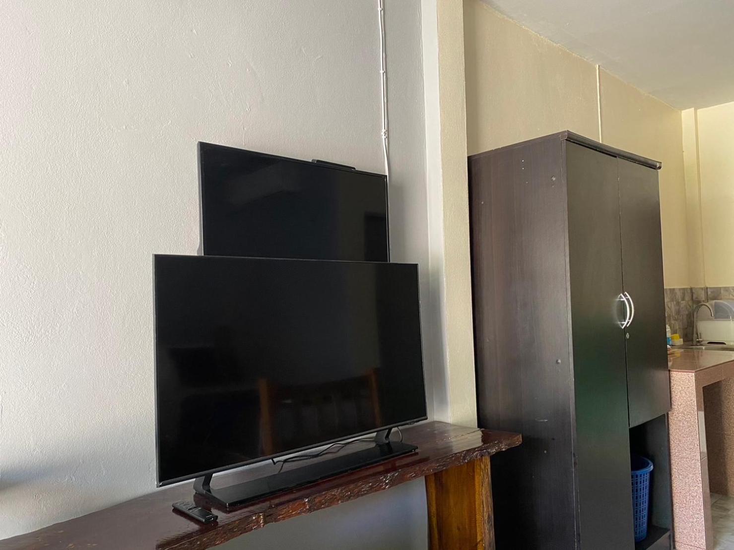 Triple Room with Private Bathroom photo 3