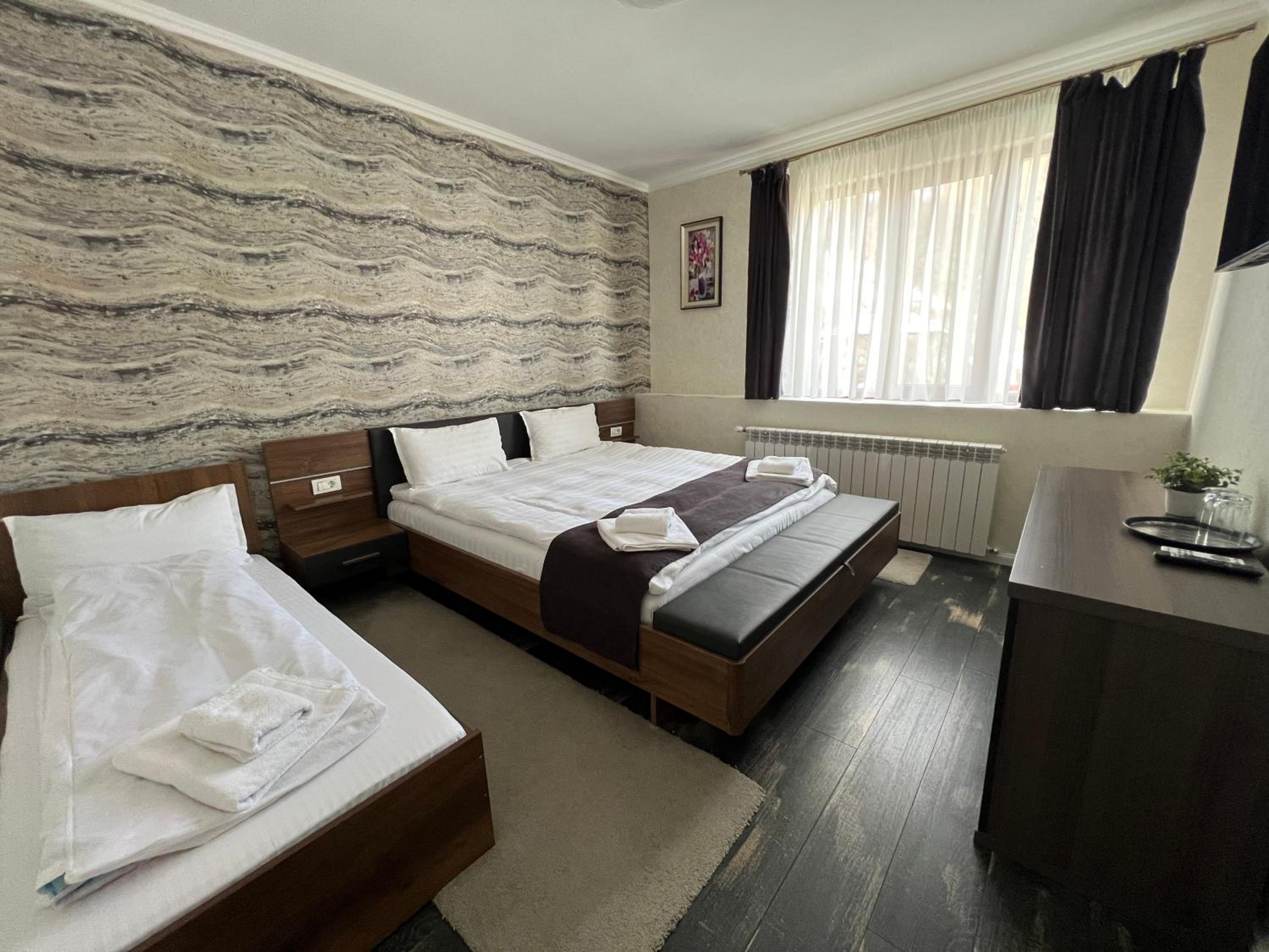 Triple Room photo 1