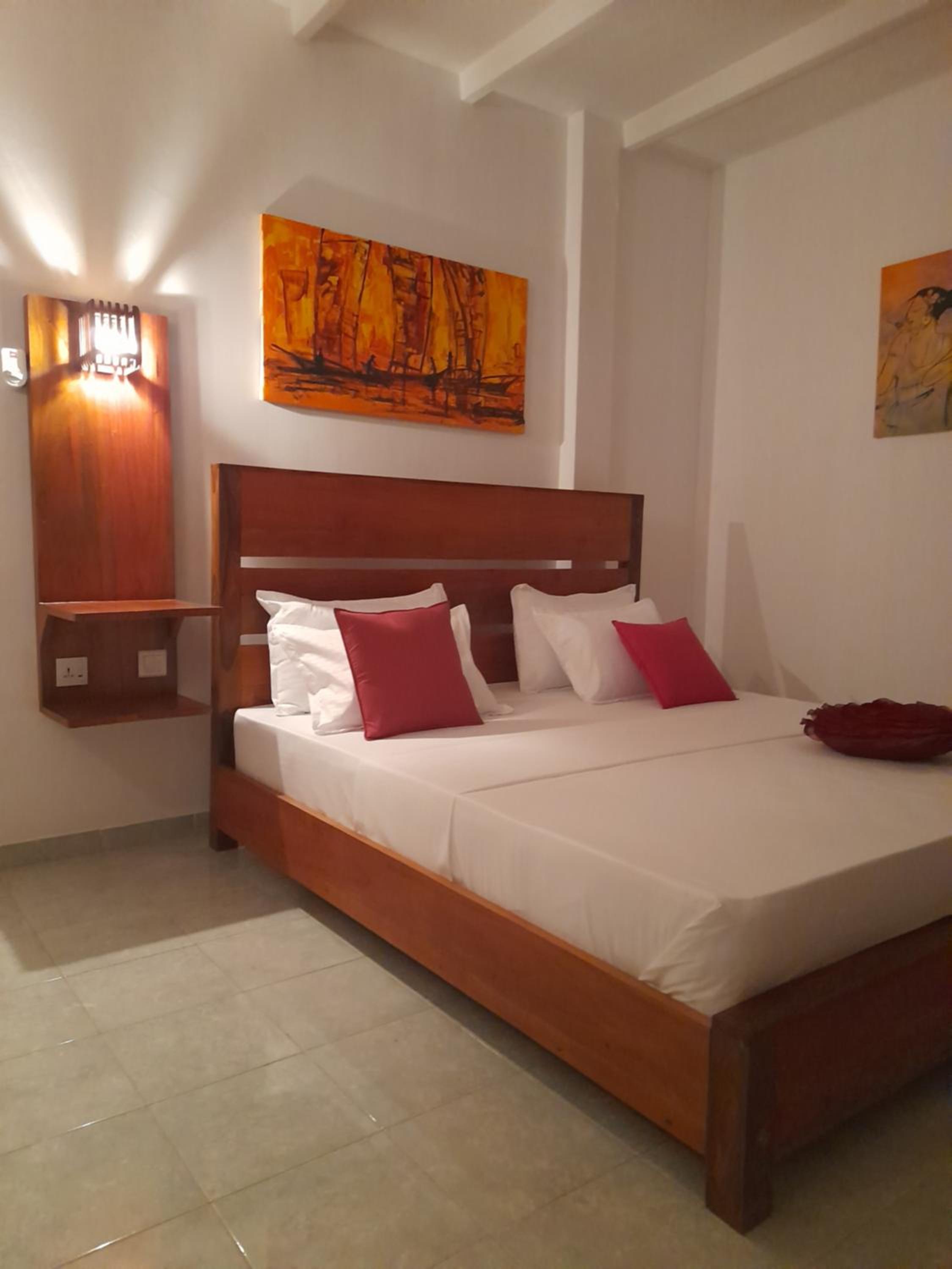 Deluxe King Room photo 3
