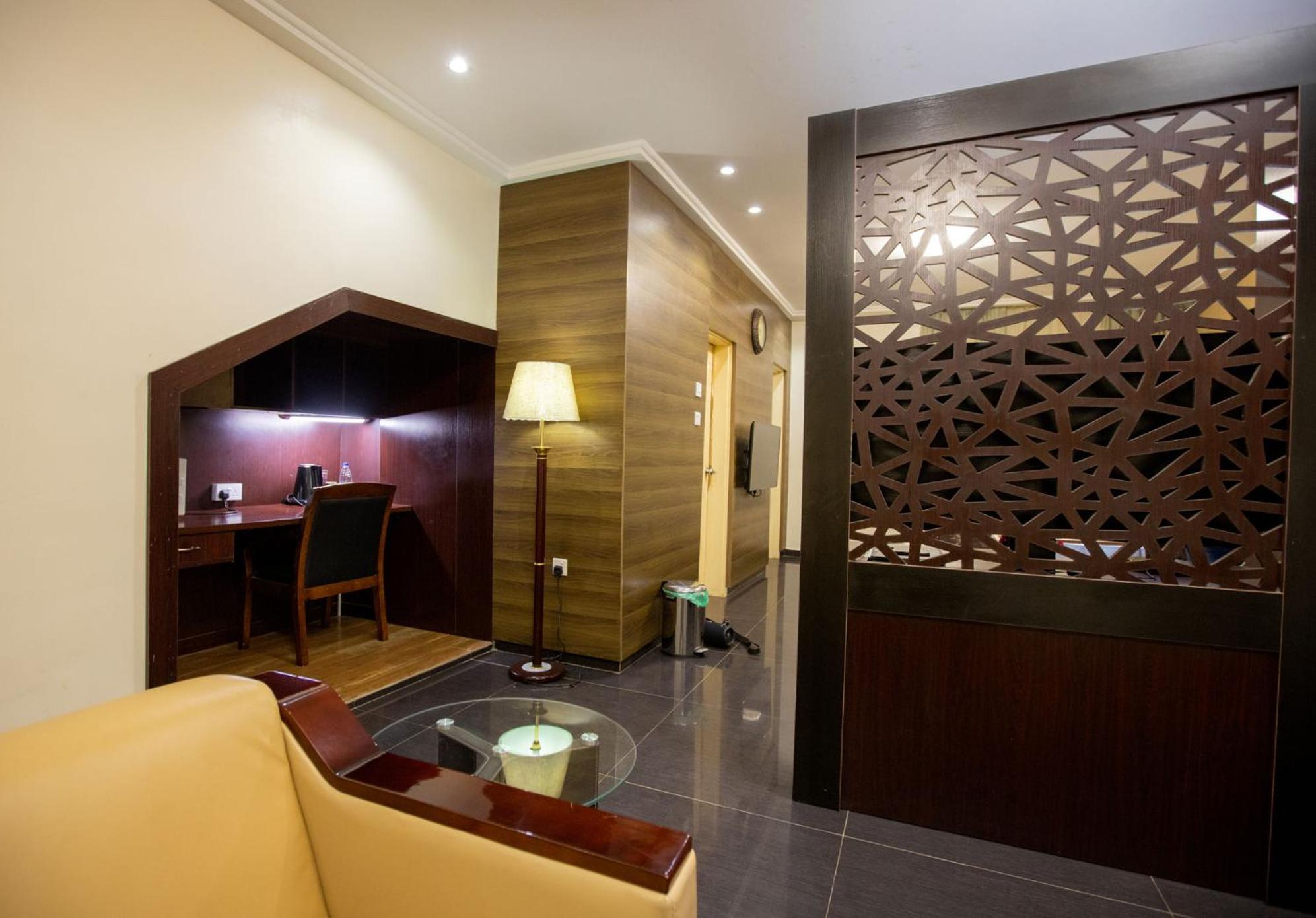 Executive Suite photo 1