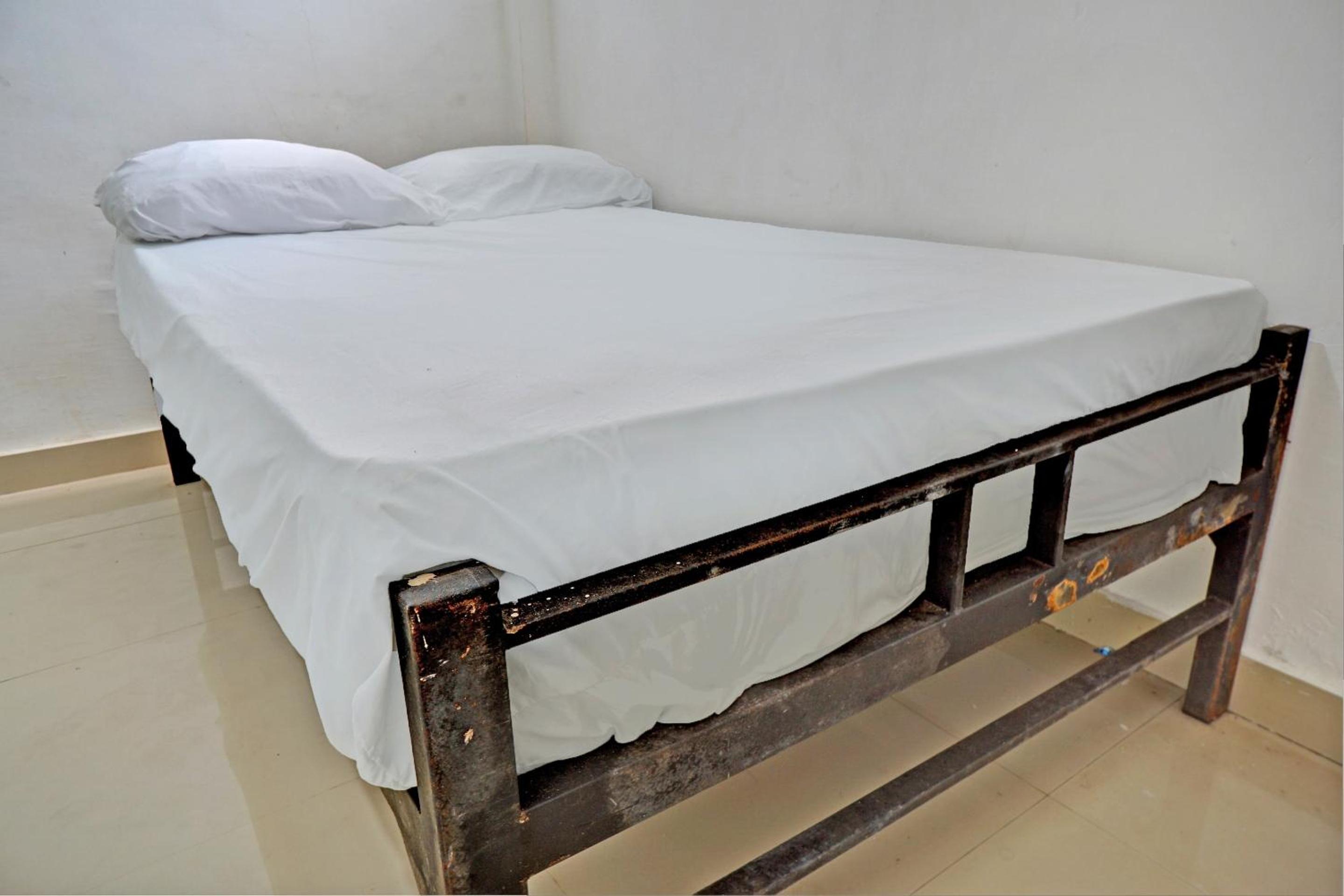 Large Single Room