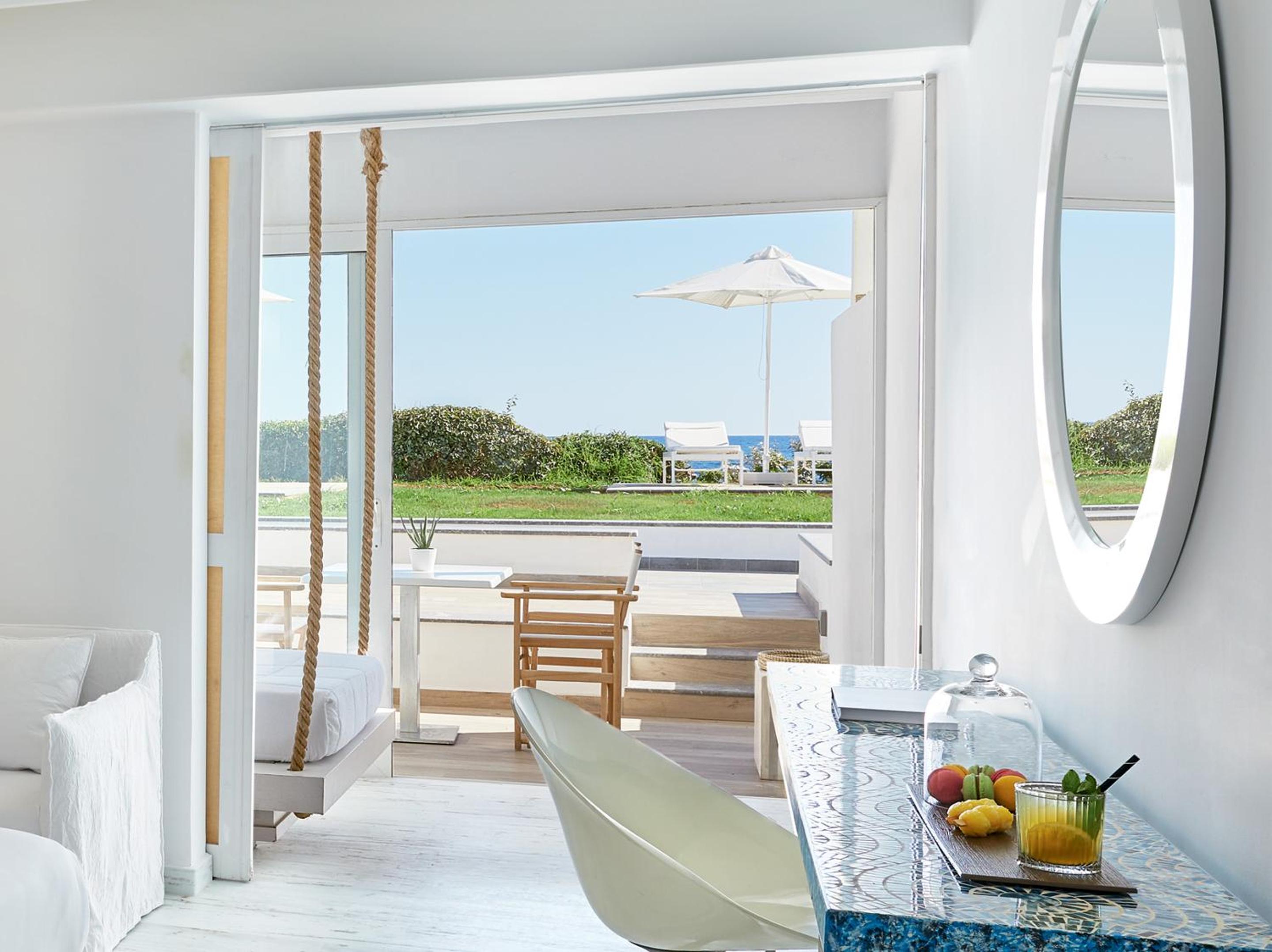 Prestige Guestroom Sea View with Garden - Photo 3