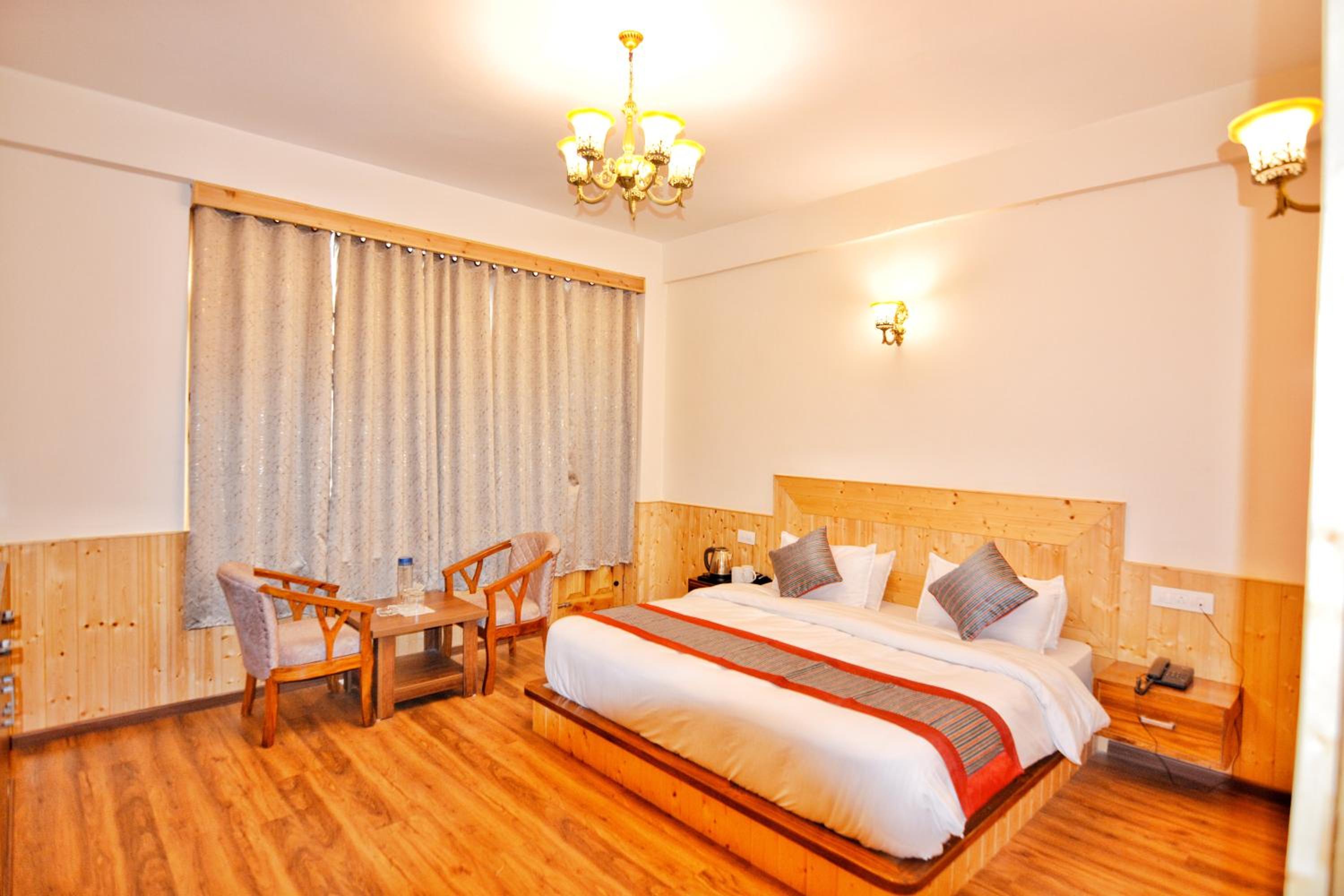 King Room With Mountain View