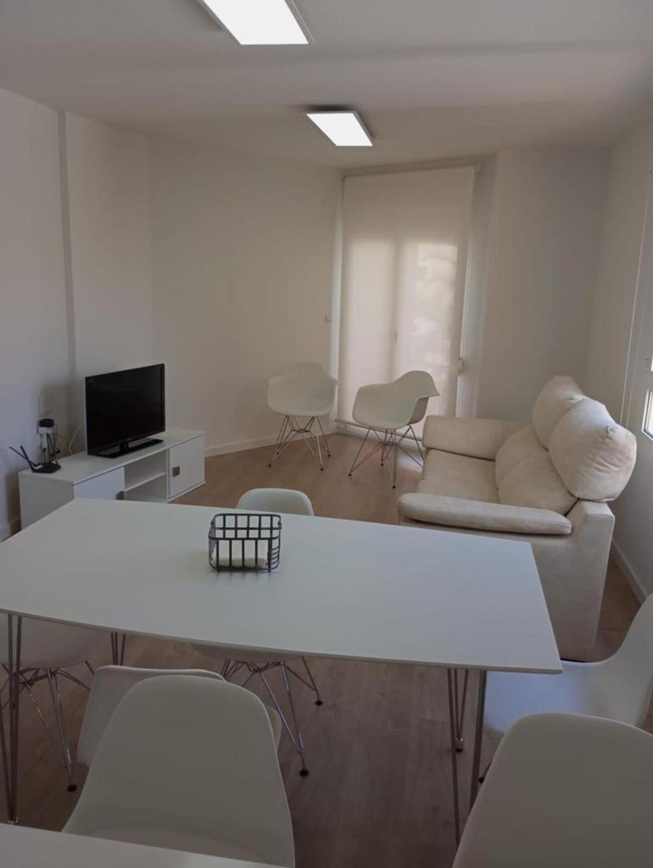 Three-Bedroom Apartment photo 2