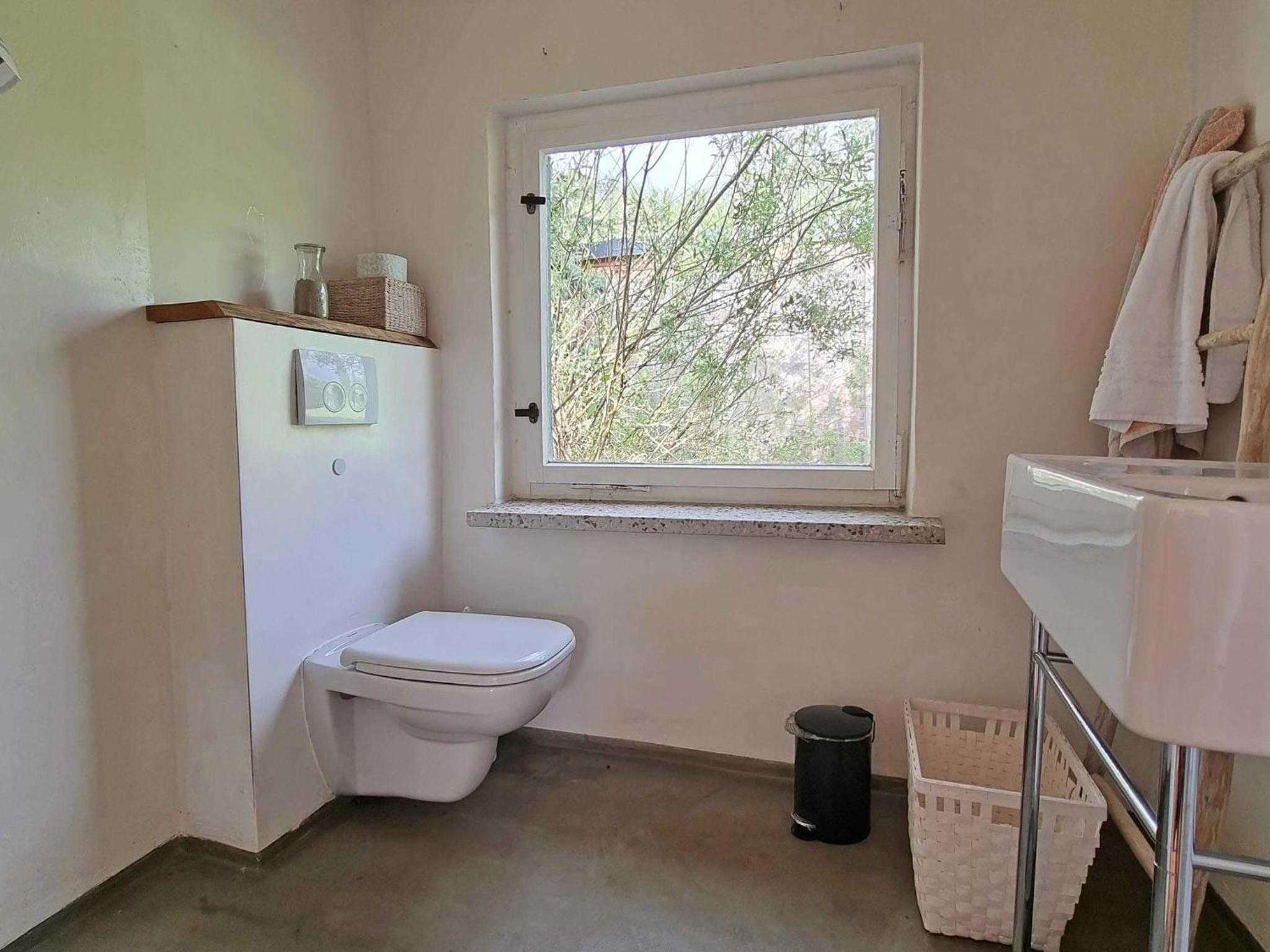 One-Bedroom House photo 2