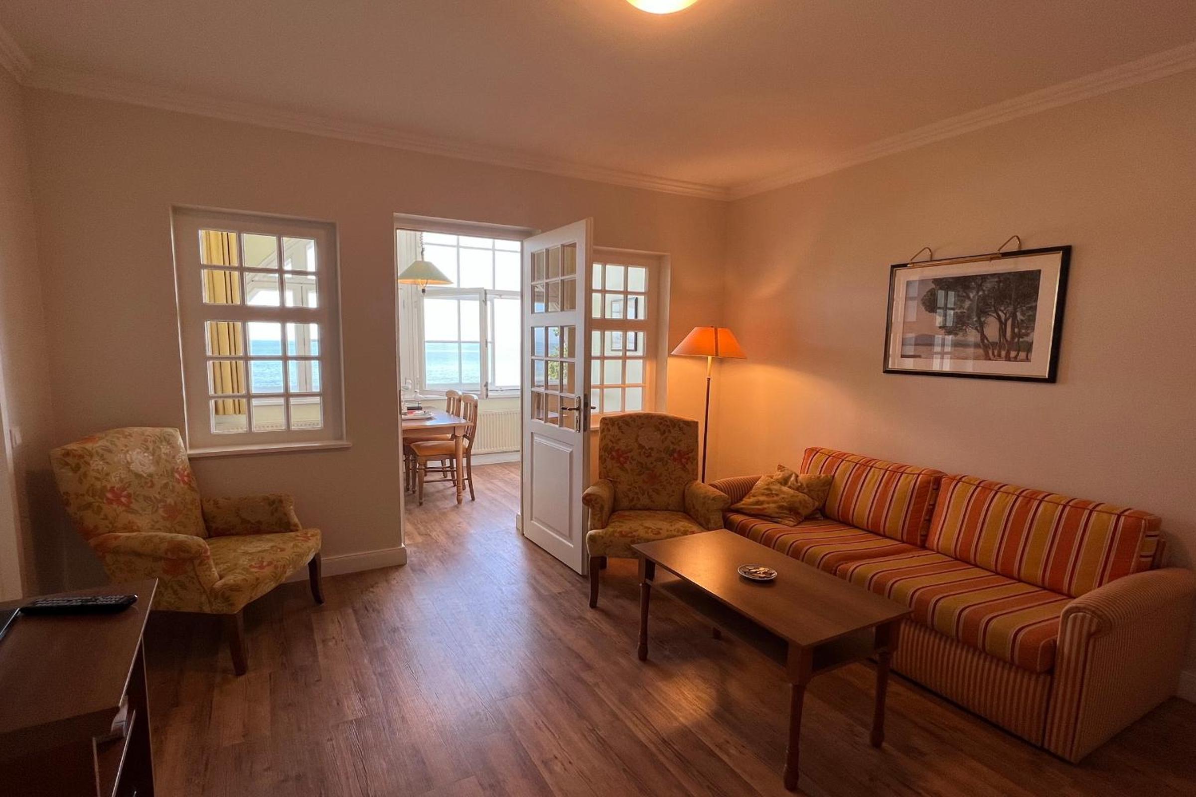 Apartment with Sea View photo 2