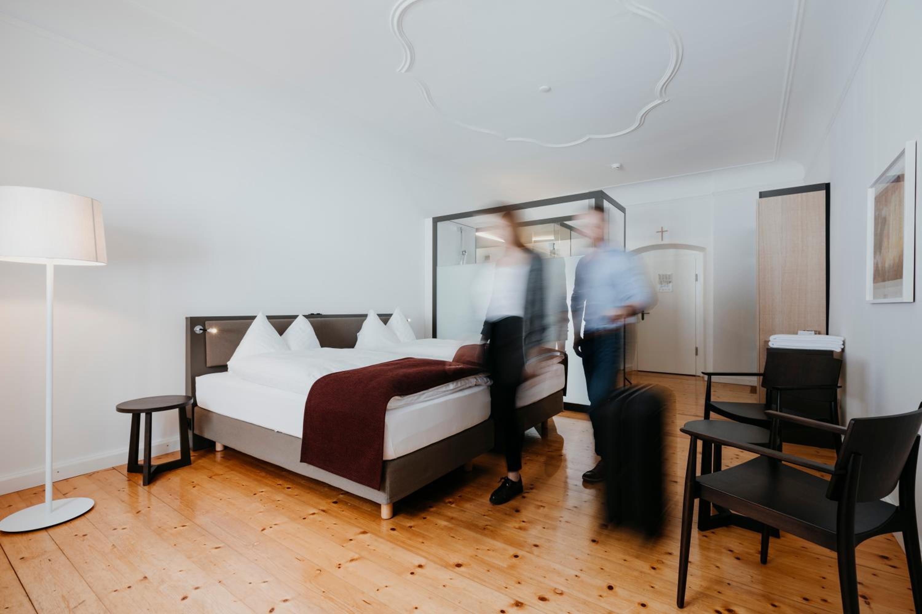 Double Room - Photo 11