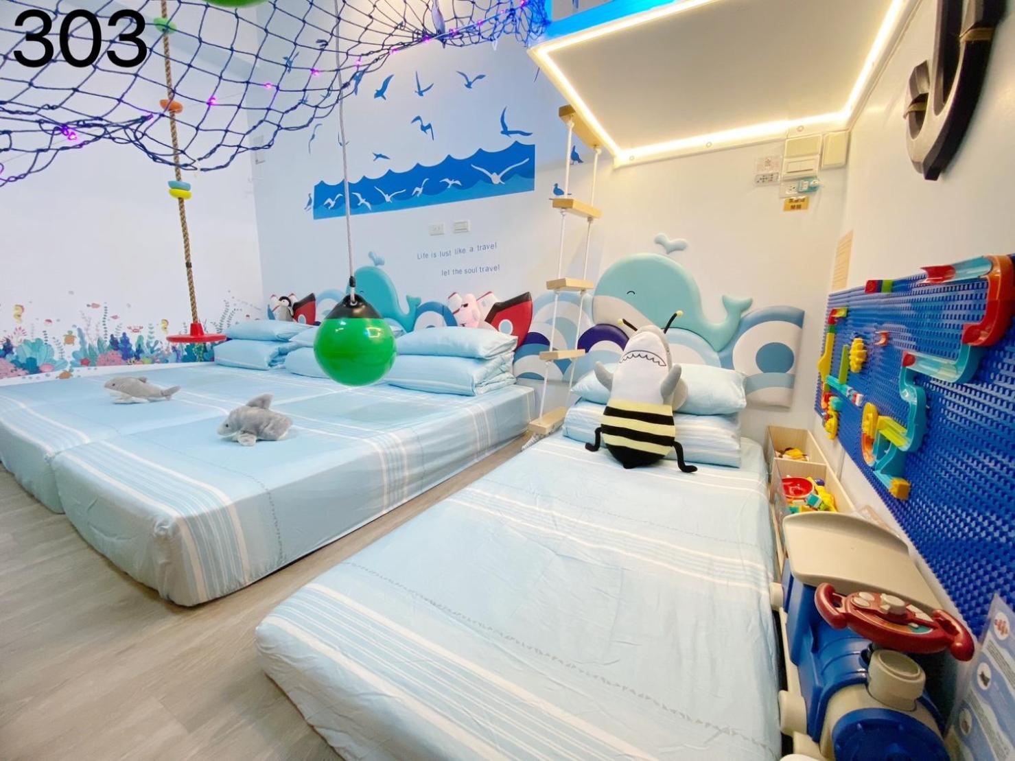 Quadruple Room with Mountain View photo 2