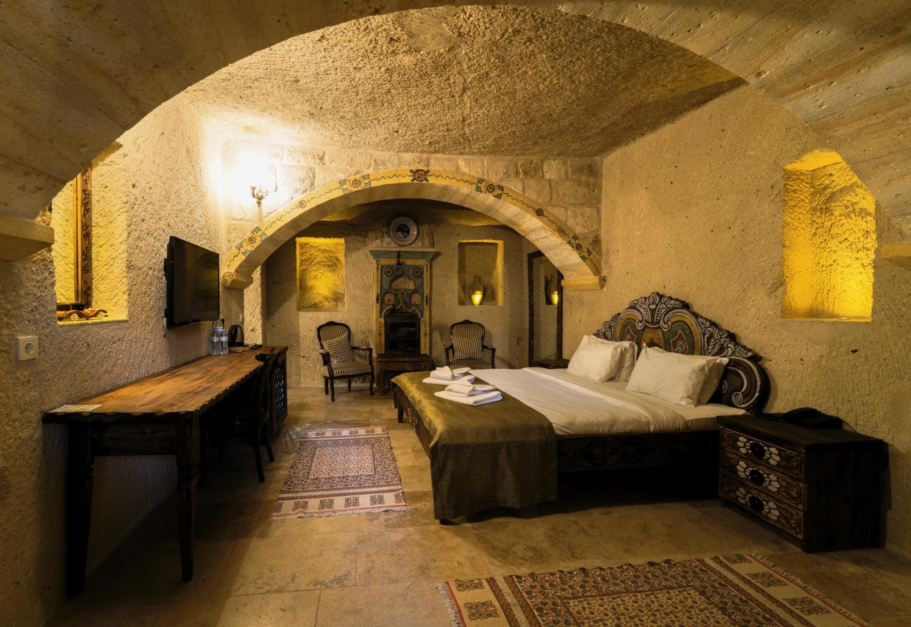 Deluxe Double Room with Castle View - Photo 1