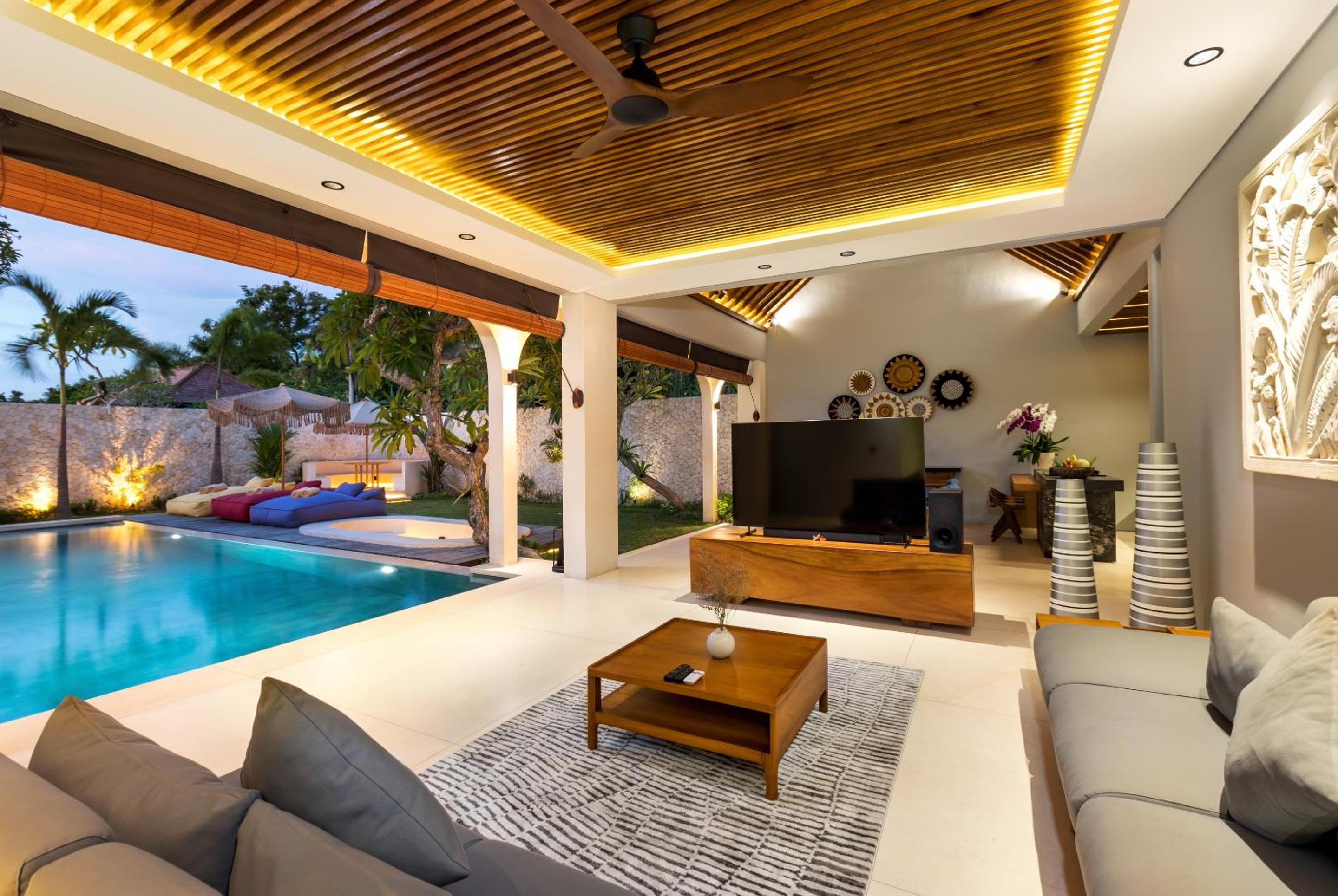 Three-Bedroom Villa - Photo 13