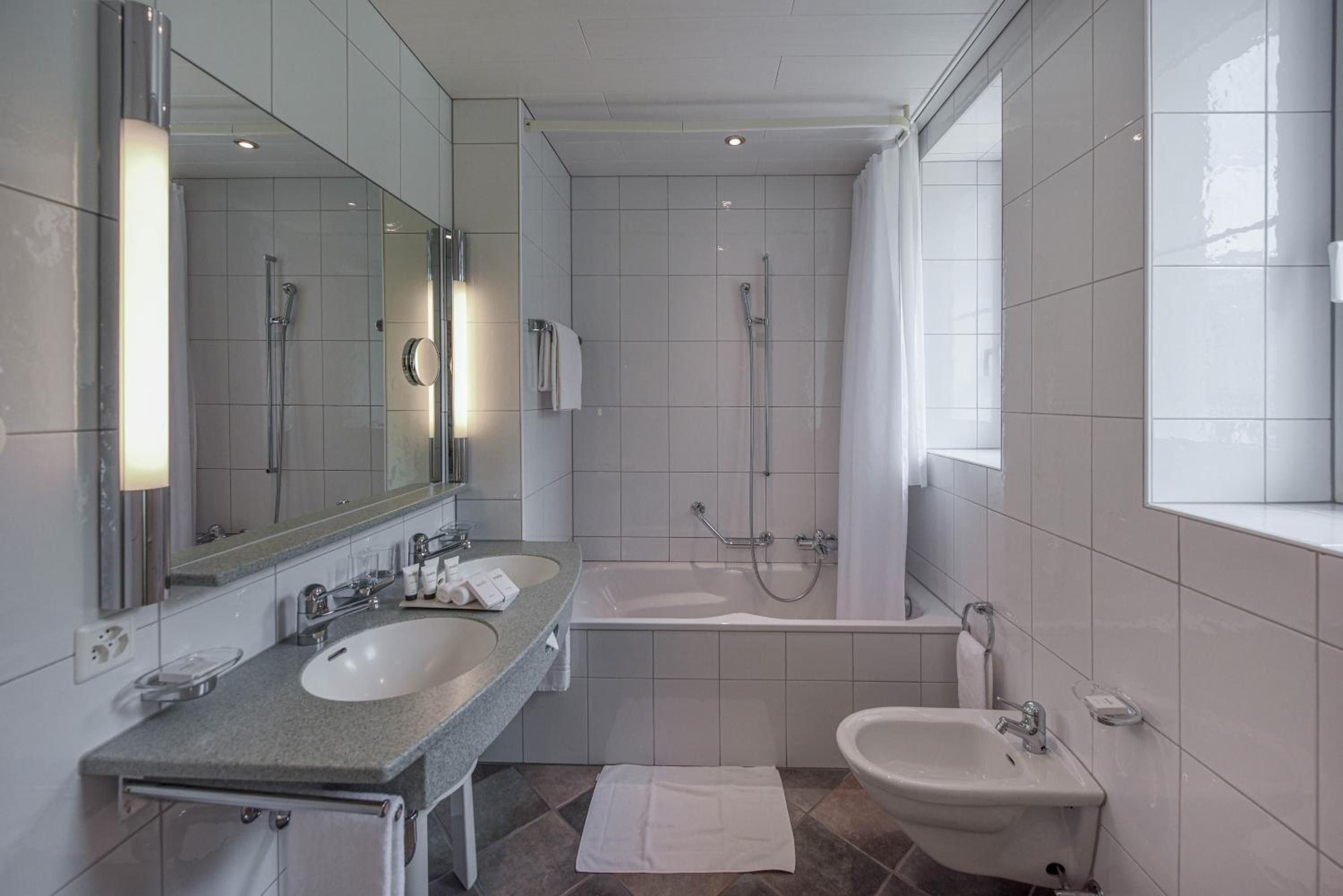 Double Room Classic with balcony photo 3