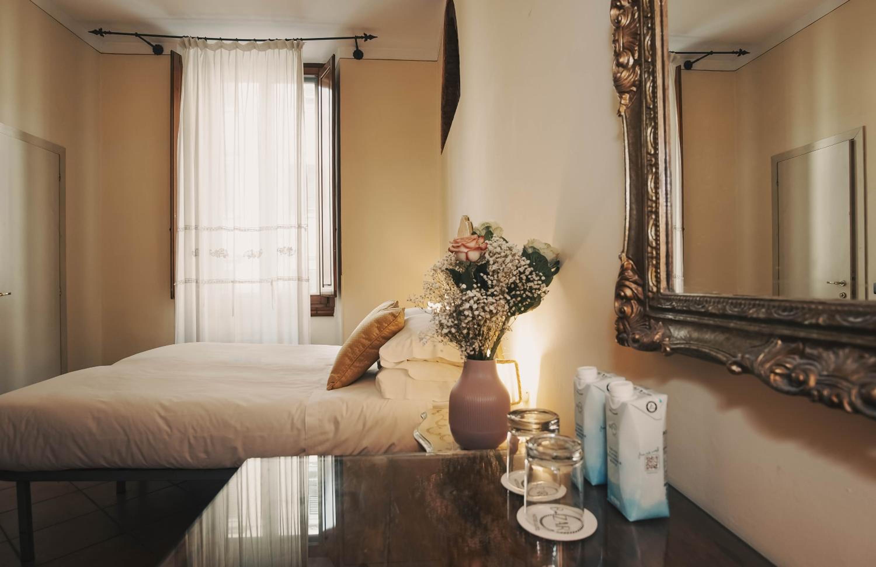 Standard Double or Twin Room - Photo 1