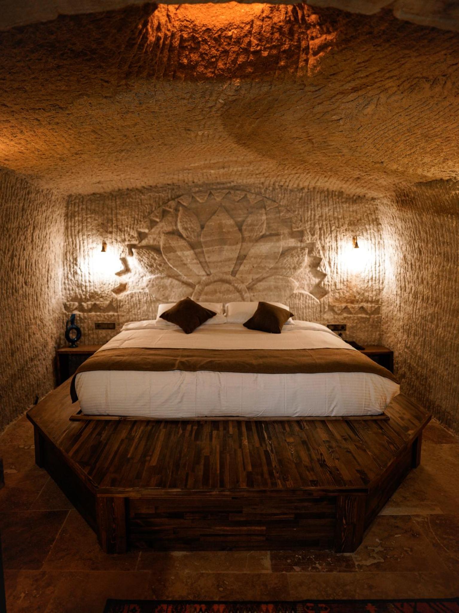 Deluxe Room - Photo 1