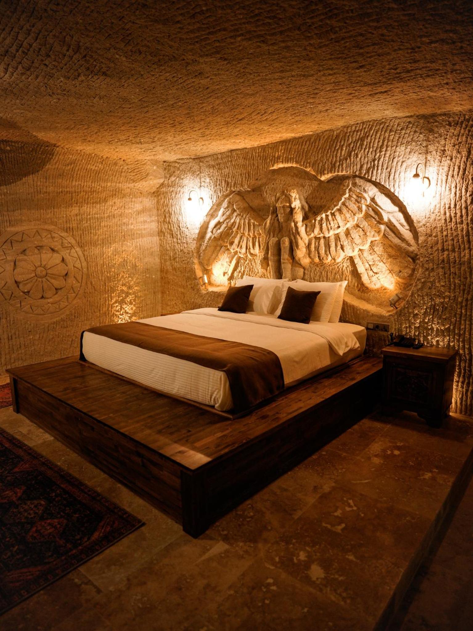 Deluxe Suite - Photo 27