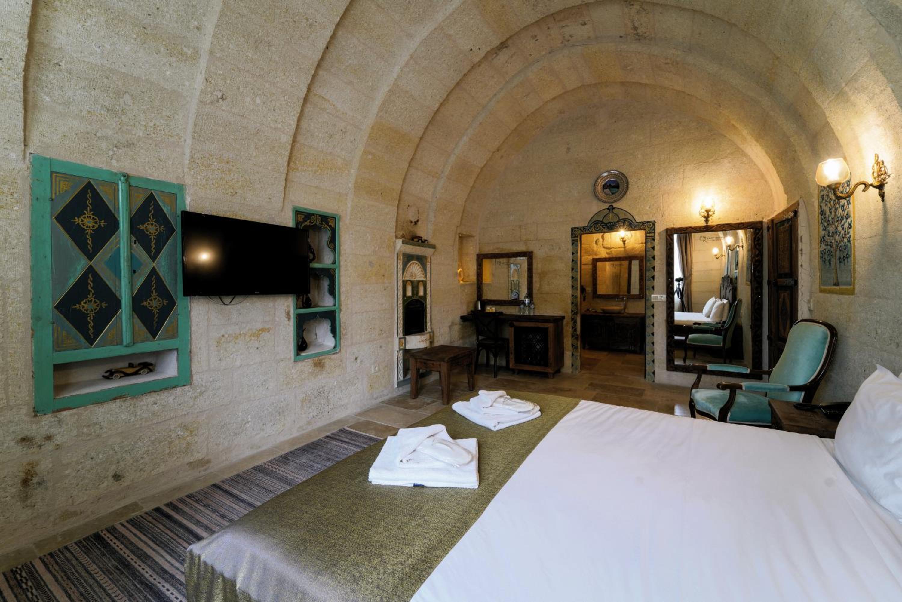 Deluxe Double Room with Castle View - Photo 57