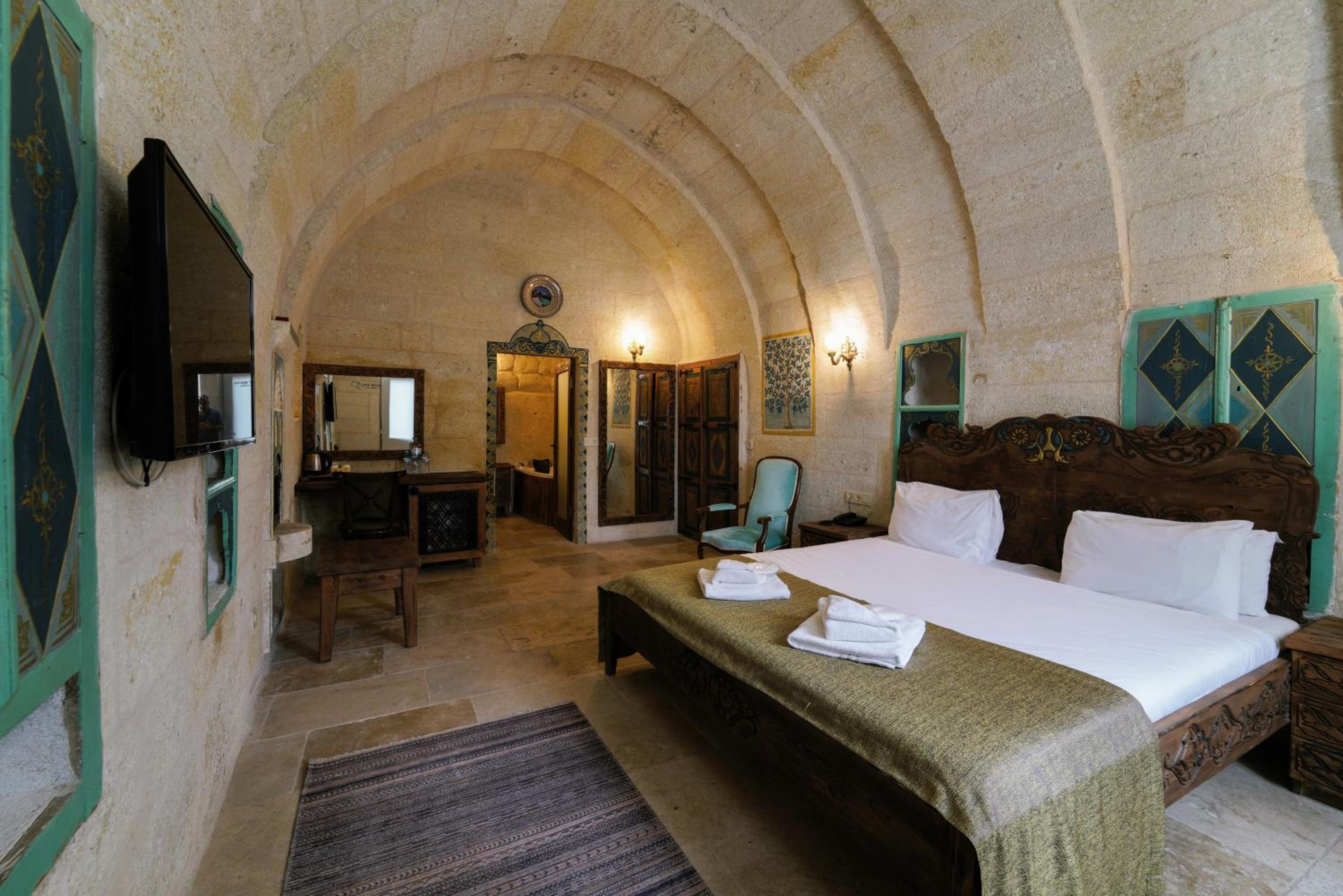 Deluxe Double Room with Castle View - Photo 55