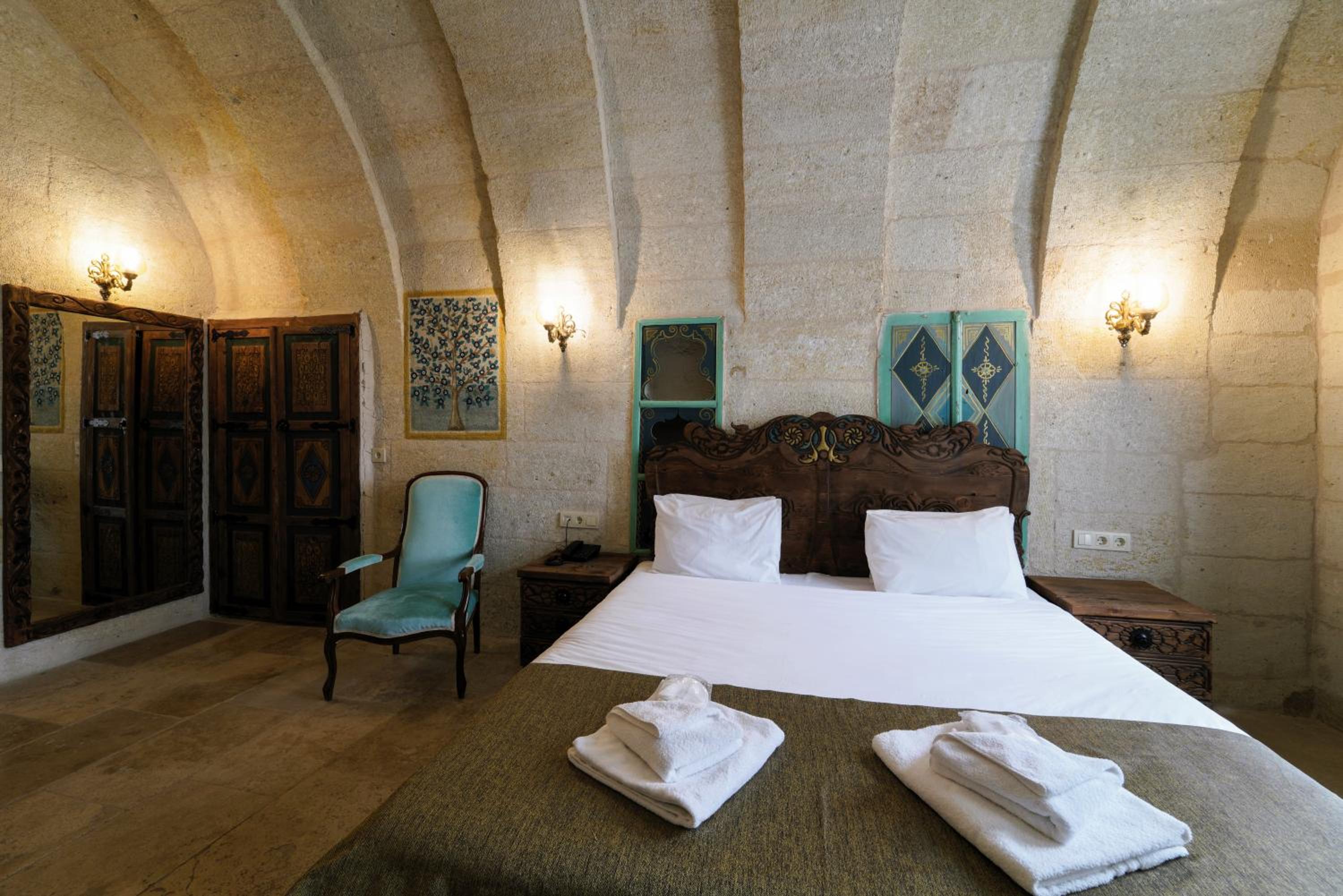Deluxe Double Room with Castle View - Photo 54