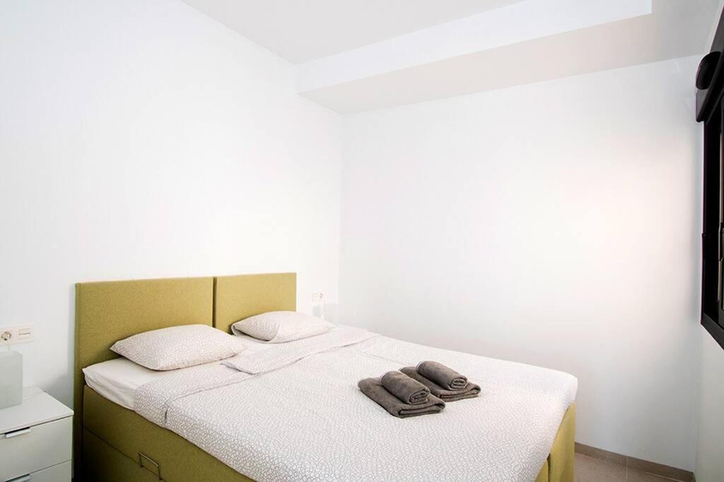 Villa de Tres Habitaciones