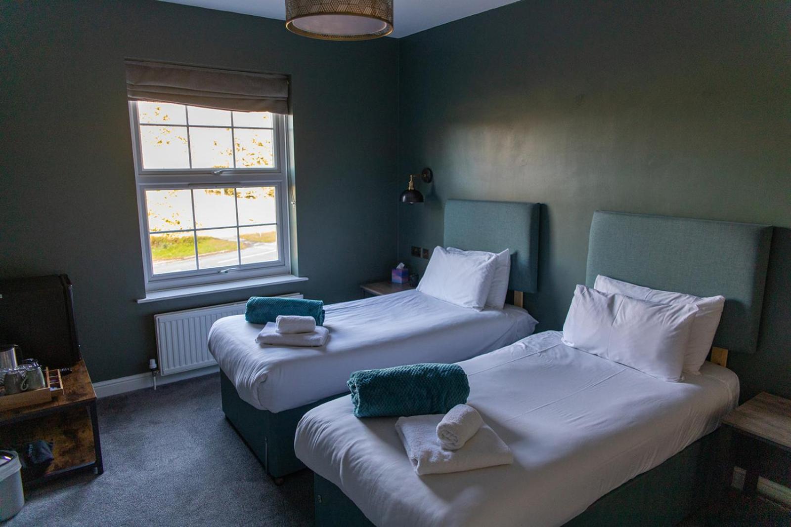 Deluxe Twin Room - Photo 3