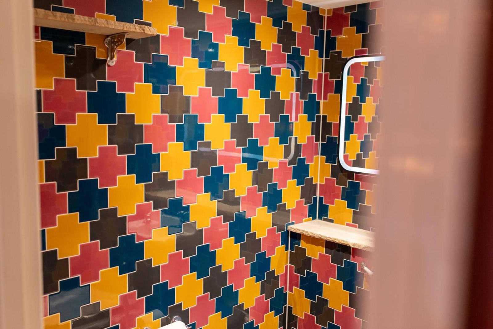 Deluxe Twin Room - Photo 8