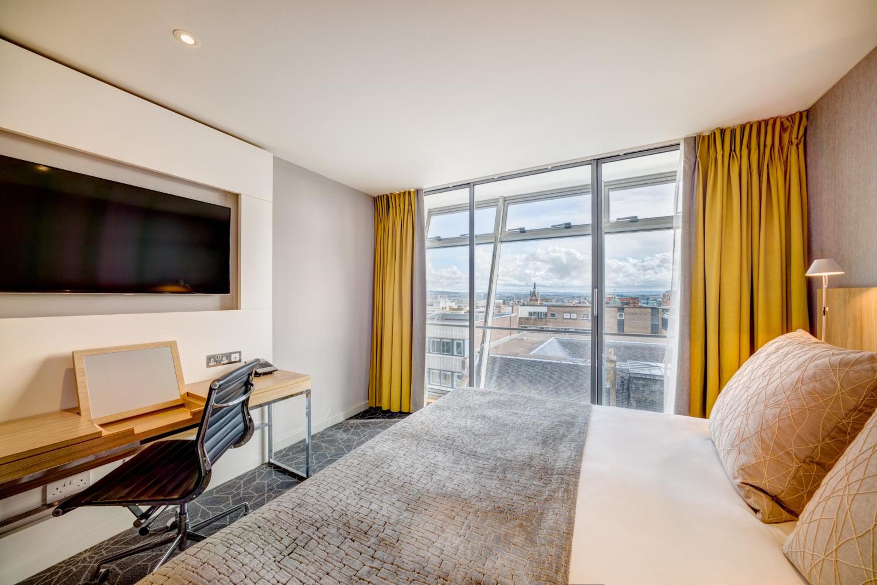 City View - Double Room - Photo 3
