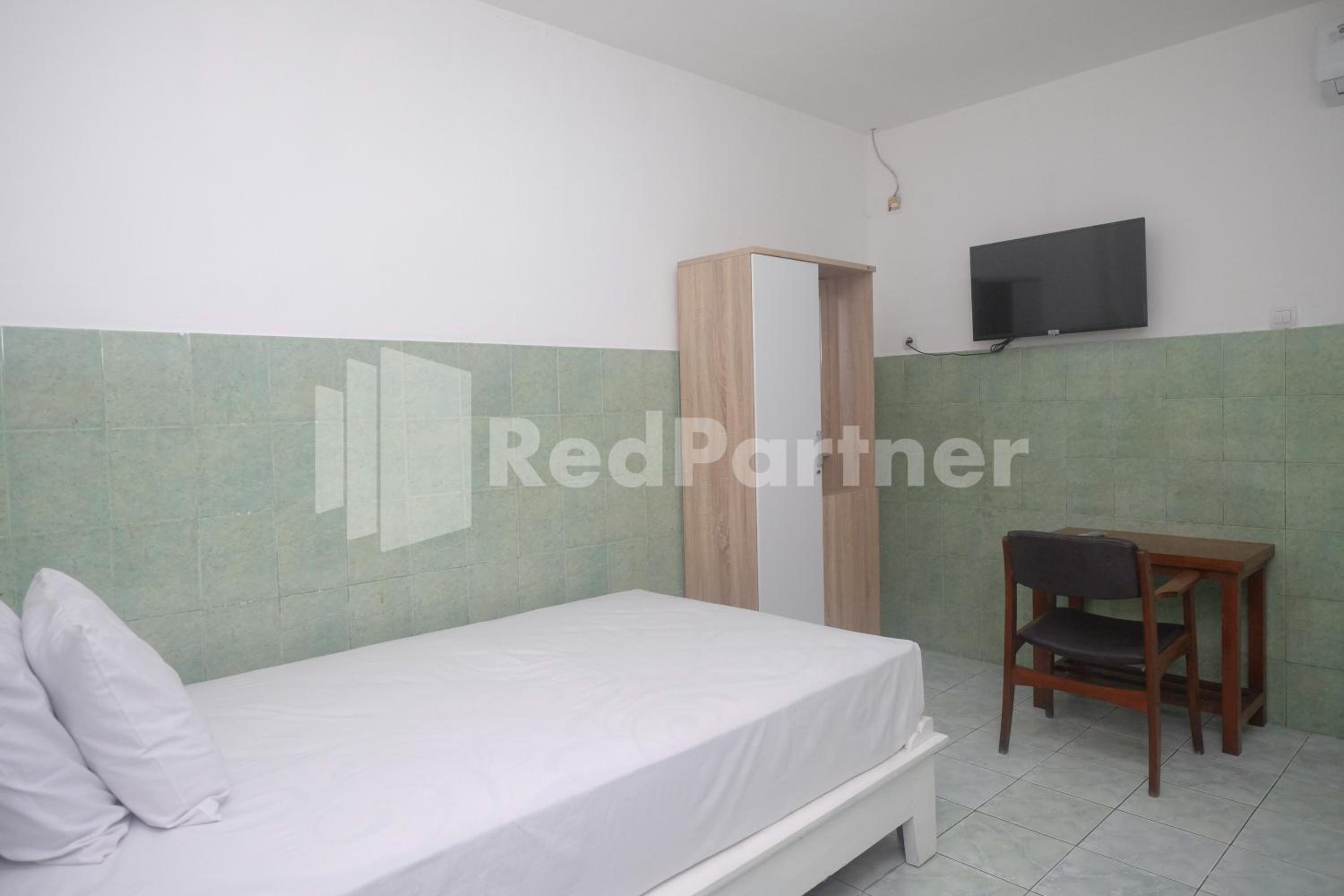 Single Room photo 2