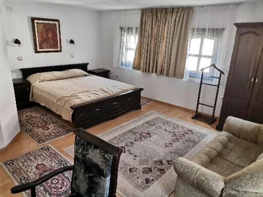 Deluxe Suite - Photo 3
