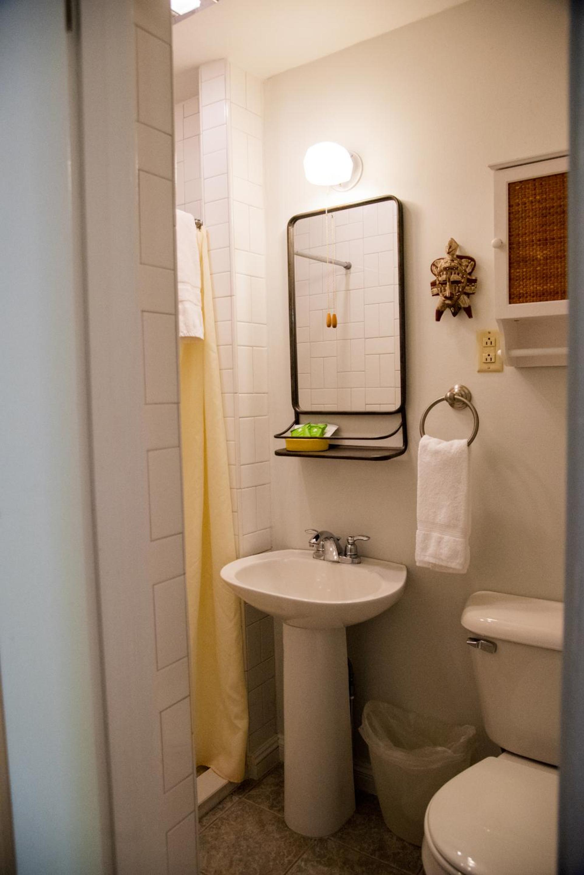 Queen Suite photo 2