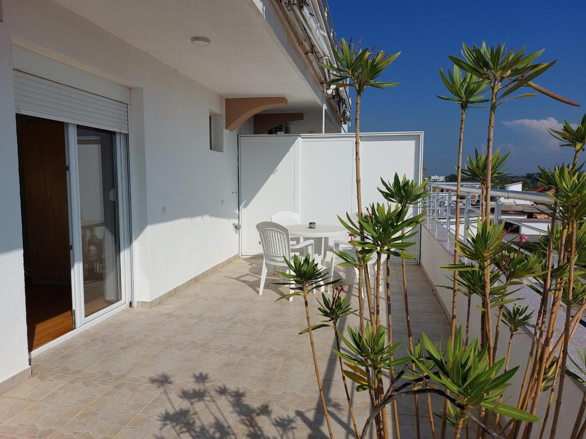 Double Room With Terrace