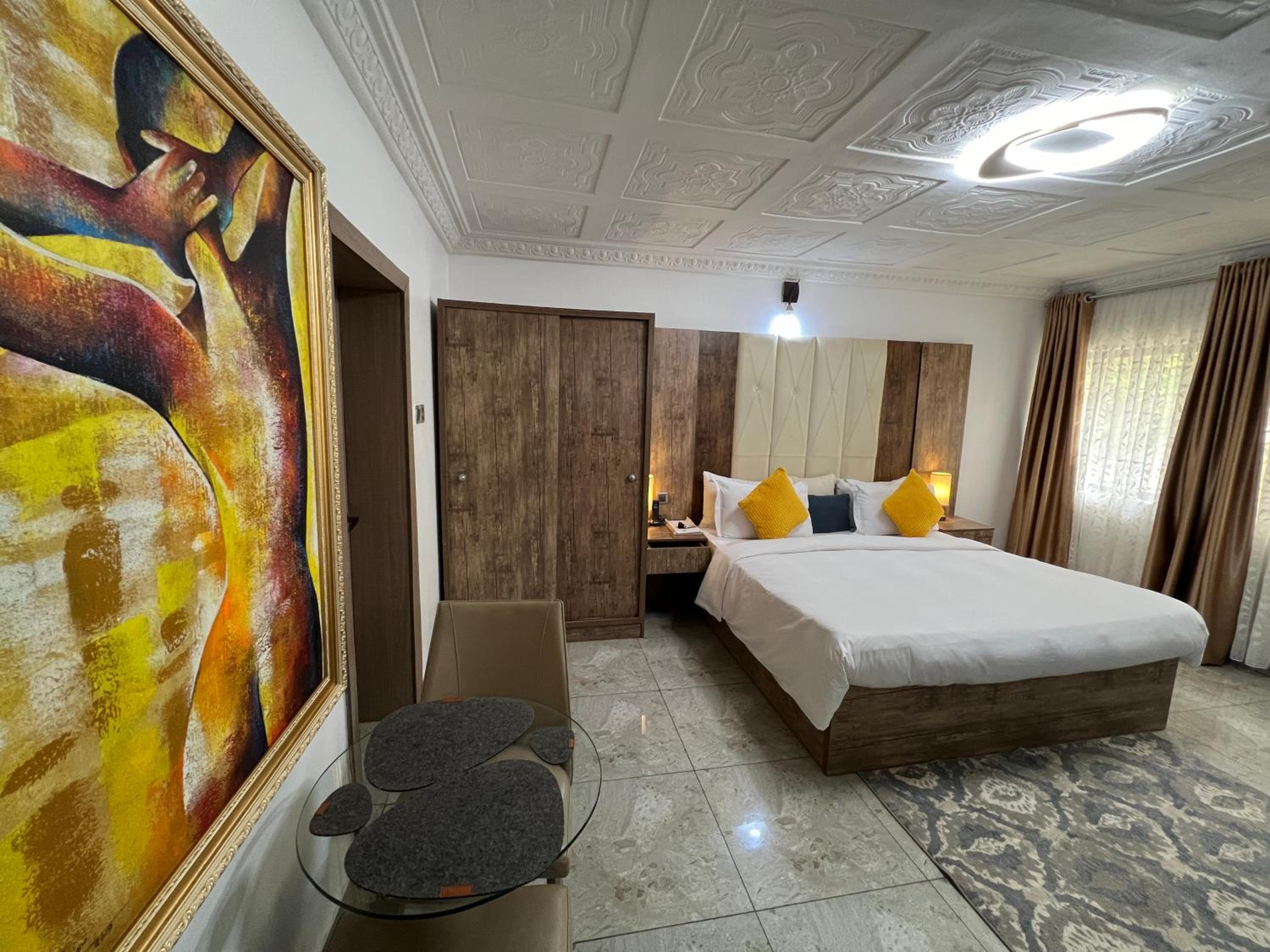 Double Room with Private Bathroom photo 2