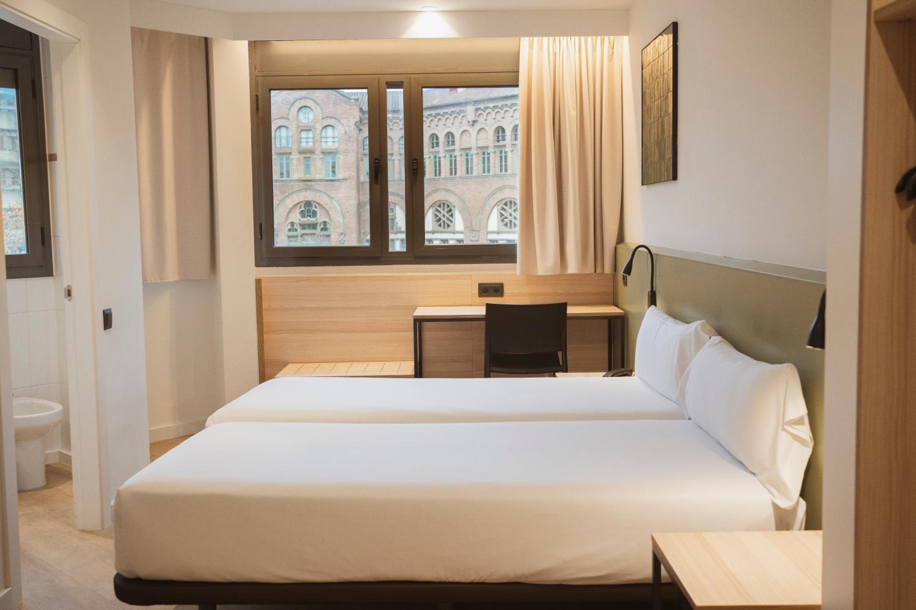 Superior Double Room with Two Beds photo 1
